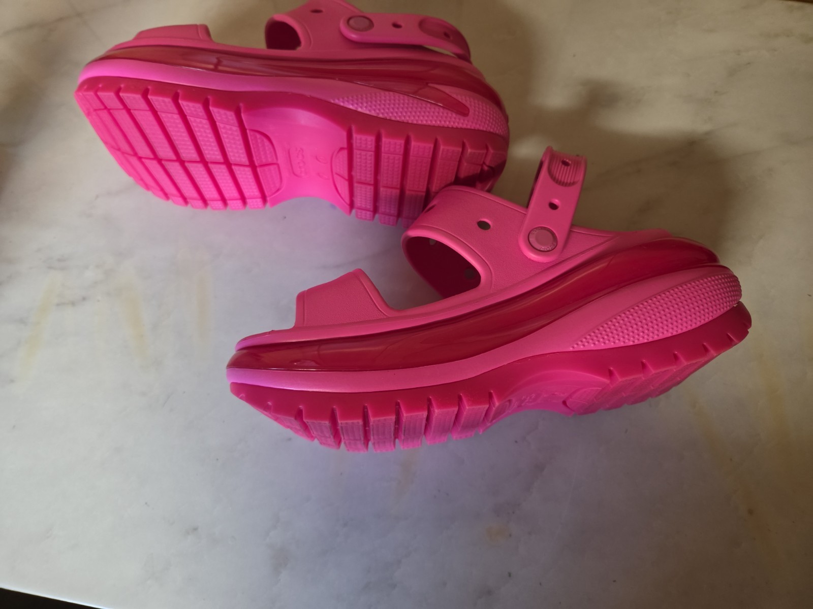 Crocs Classic Mega Crush Platform Sandal Juice Pink Barbie Limited Edition Sz W9