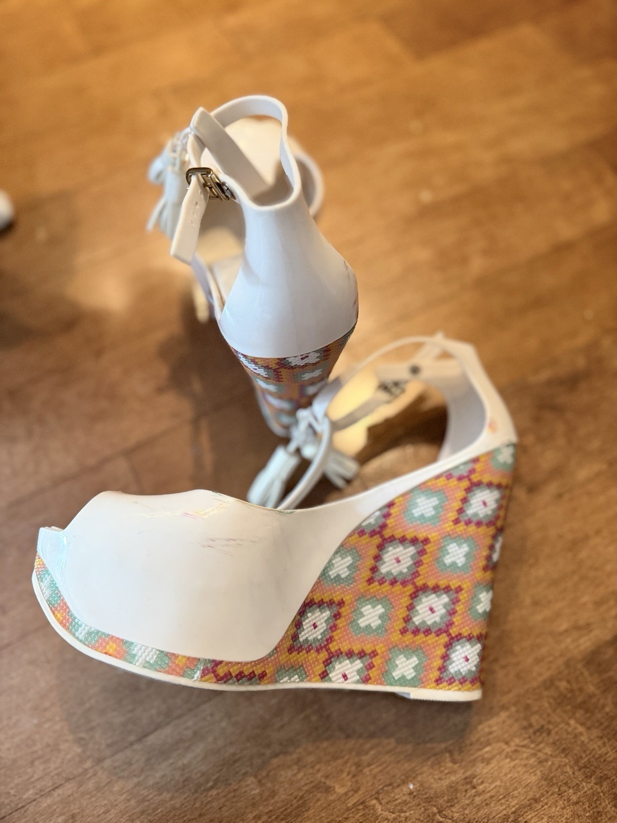 Melissa White Patent Peep-Toe Platform Heels with Tassel Ankle Strap size 9