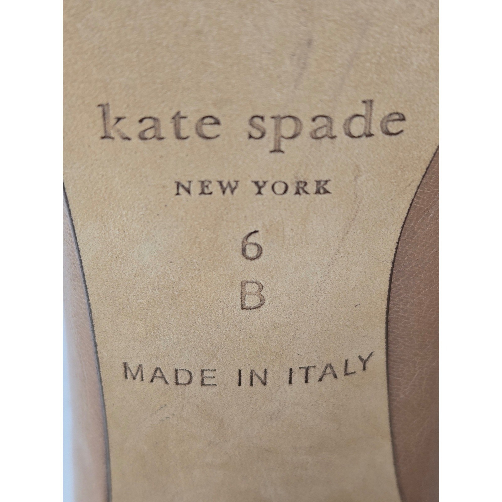 Kate Spade New York Neutral Leather Floral Block Heel Pumps Made in Italy Size 6