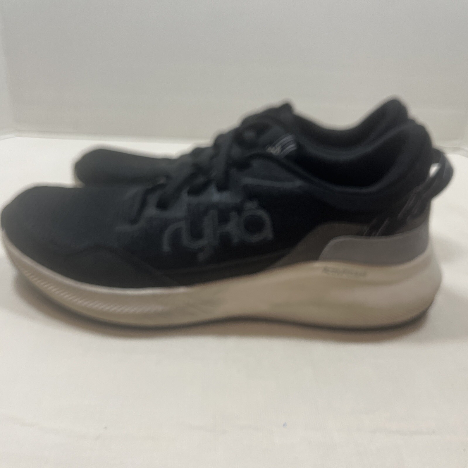 Ryka Womens Freehand Black Gym Athletic and Training Shoes 9.5 Medium (B,M) 4020
