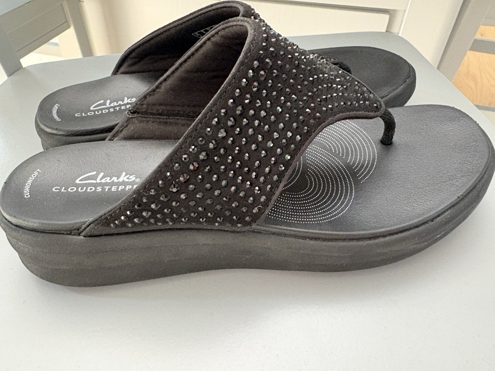 Clarks Drift Jaunt Cloud Steppers Sandals Rhinestone Thong Platform Black 8