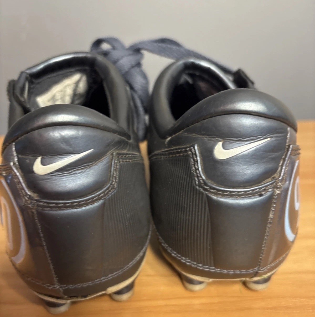 NIKE TOTAL 90 III 3FG NAVY SOCCER CLEATS SHOES VINTAGE WOMEN’S US 6.5
