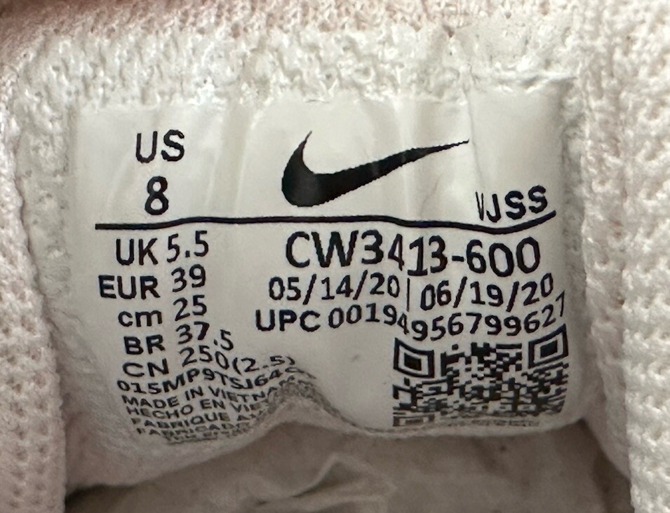 Nike Downshifter 11 Mismatch Multicolors Women’s Size 8 SALE SAMPLE