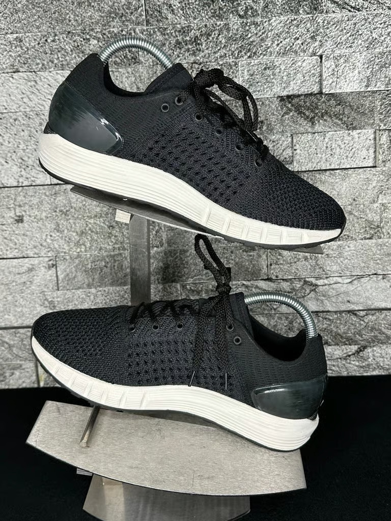 Under Armour HOVR Sonic CT 1.1 Running Shoes – WMNS8.5
