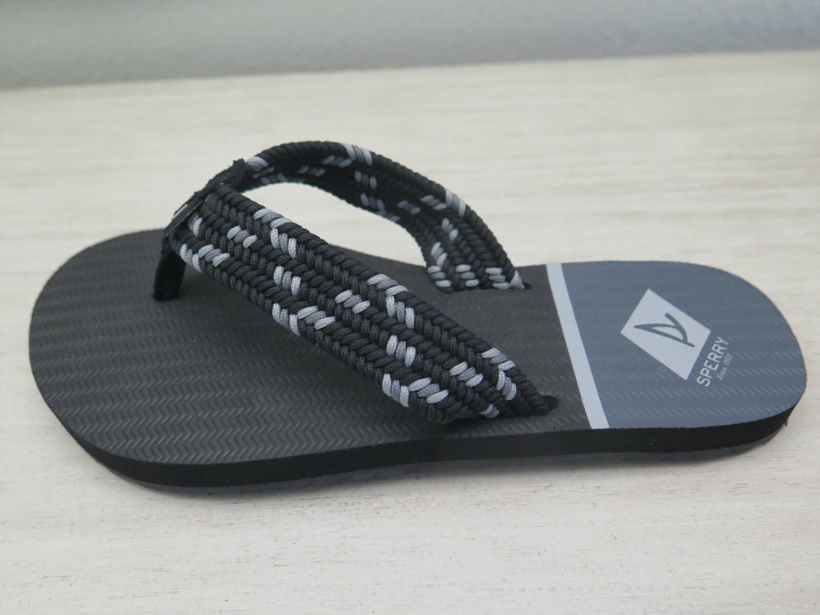 Sperry Women’s Sz 5M Black Wharf Webbing/Leather Flip Flop Sandals