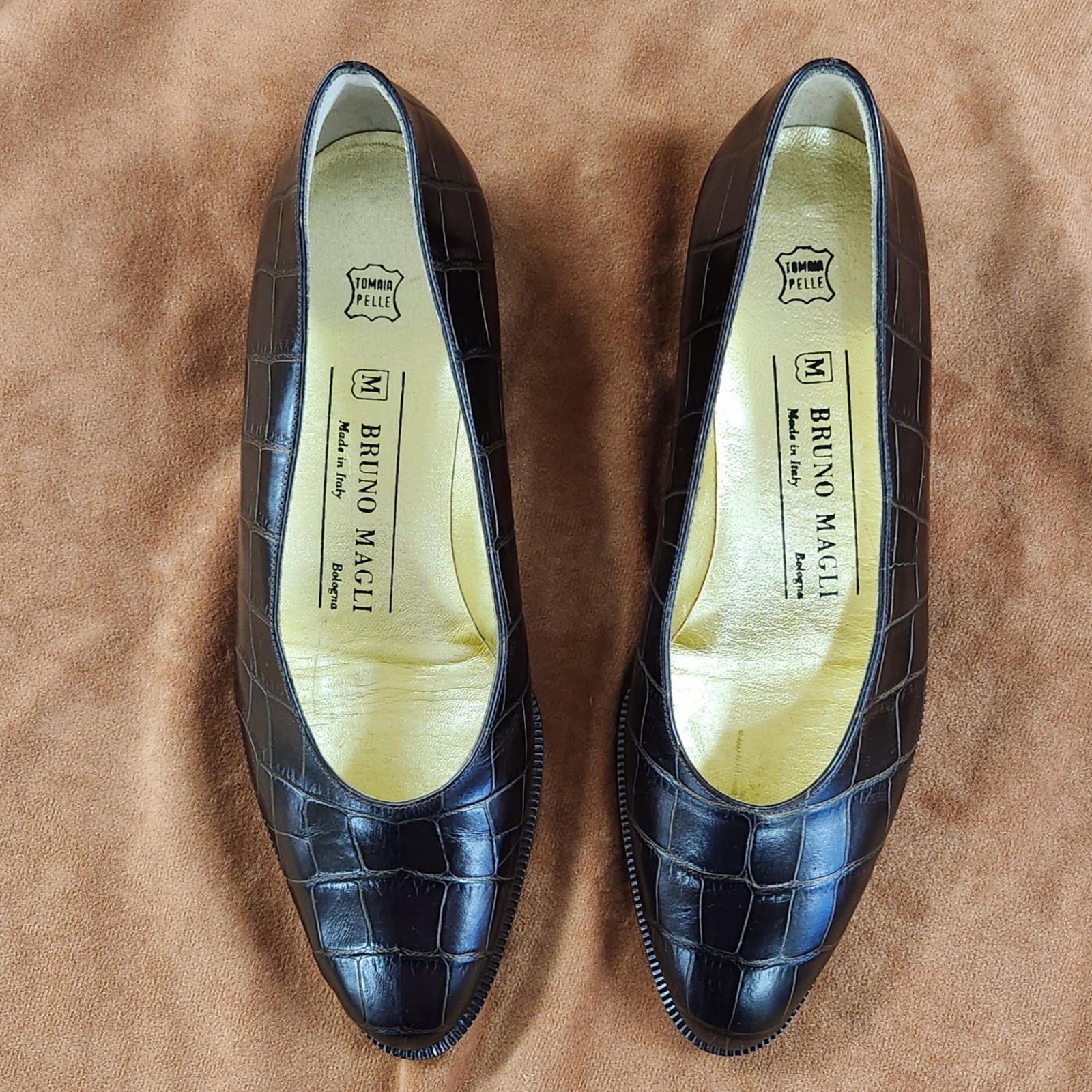 Bruno Magli Brown Crocodile Embossed Leather Low Block Pump Women’s 6 (26044)