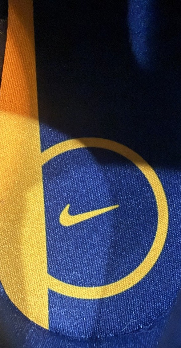 Nike Women’s Total 90 Michigan Midnight Navy Gold Soccer Shoes Size 9.5