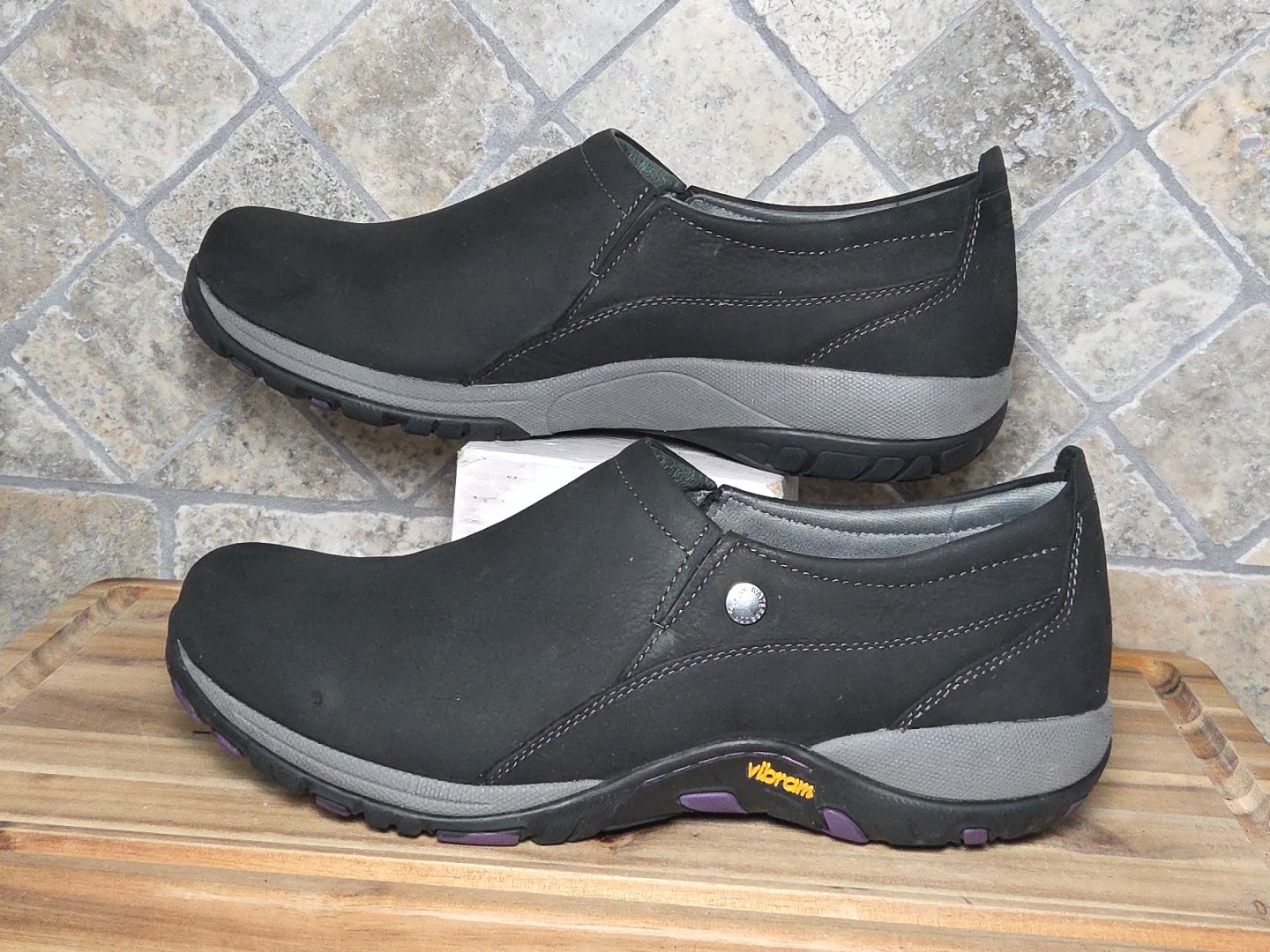 Dansko Patti Women’s Waterproof Casual Shoes Black Milled Nubuck Size 11.5-12 M