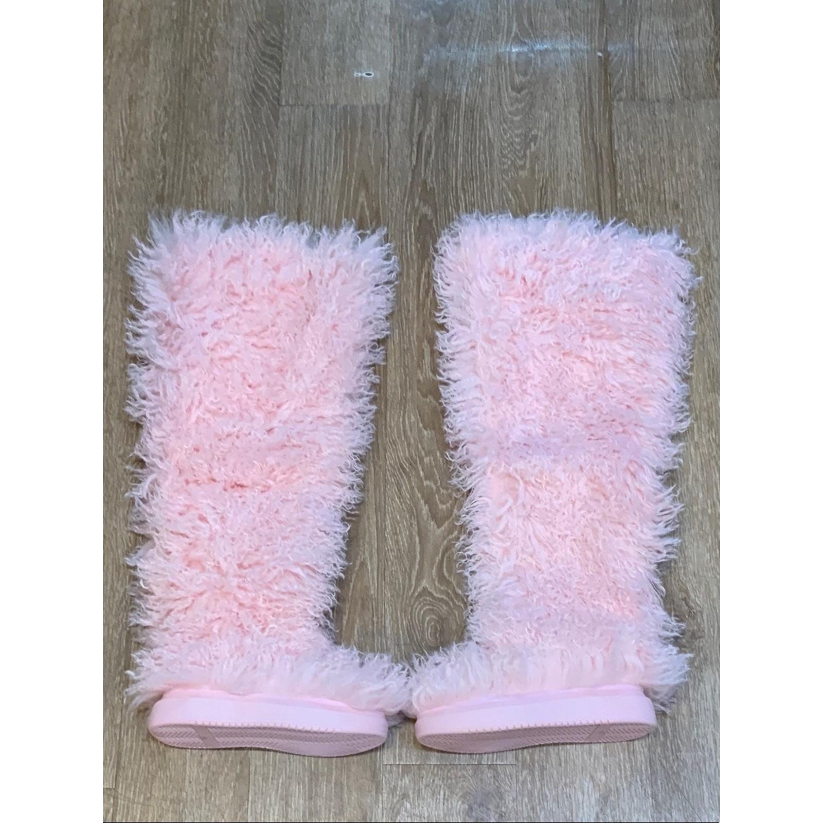 Women’s Over-the-Knee Fluffy Boots in Light Pink