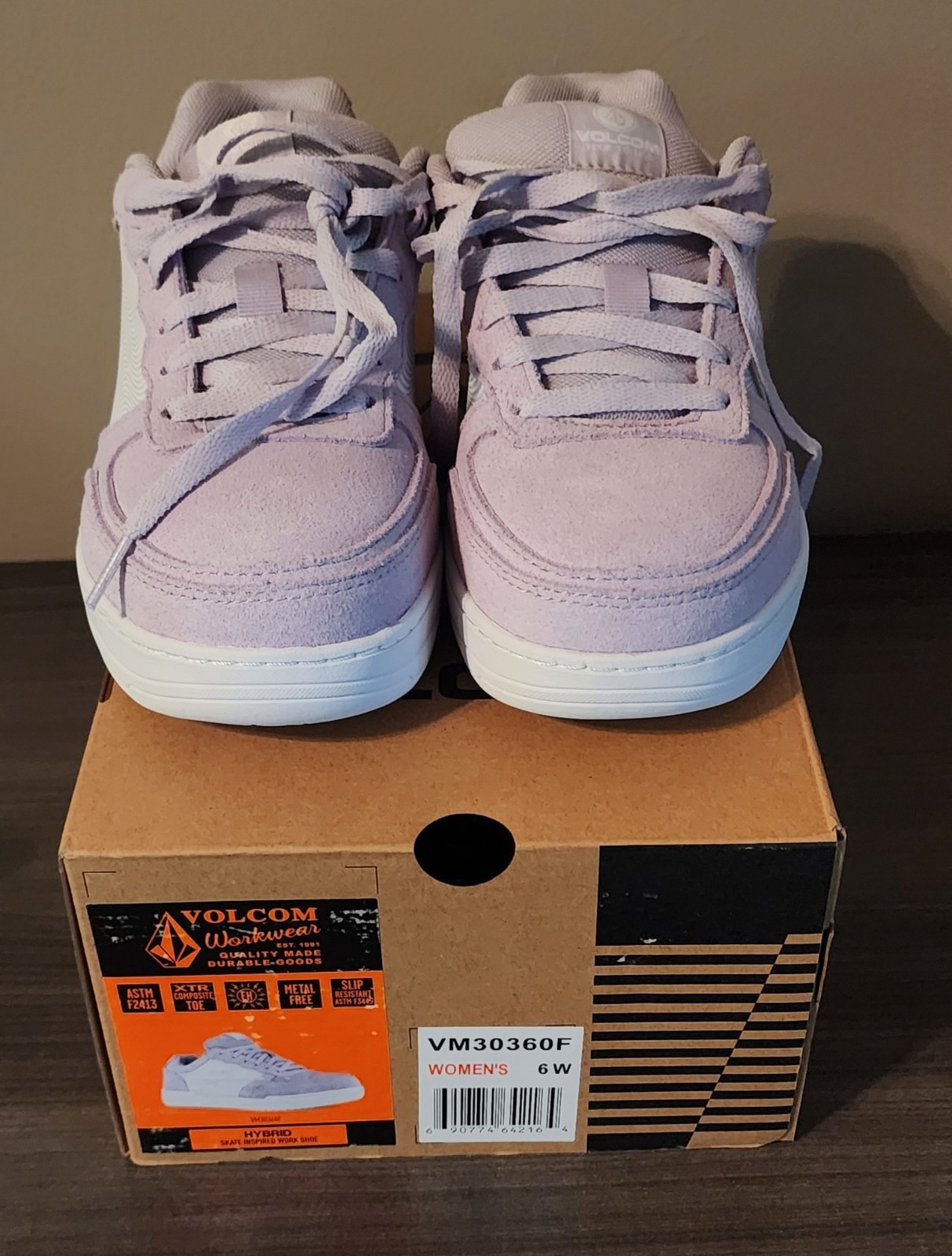 New Volcom Hybrid Skate Inspired Work Shoes-Womens Size 6W-Lilac-Purple