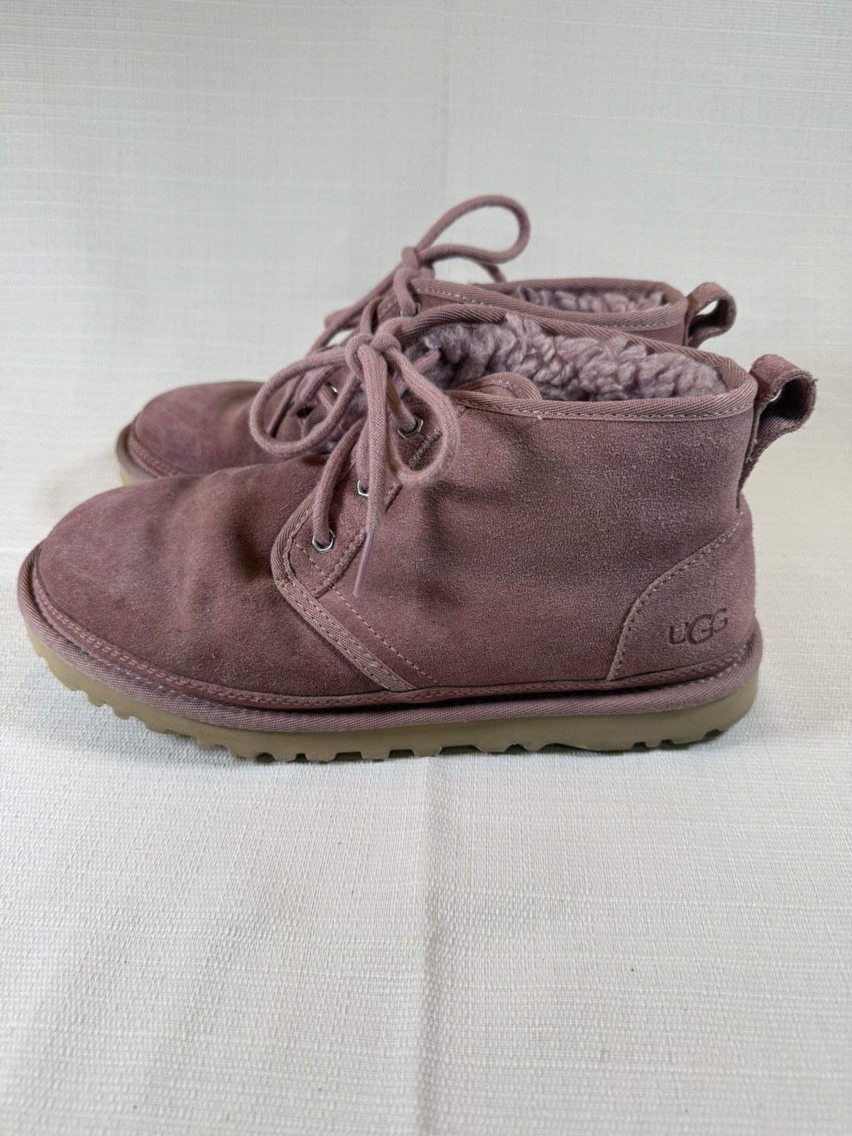 UGG Neumel Pink Suede Shearling Lined Chukka Ankle Lace-Up Boots US 8 No Box