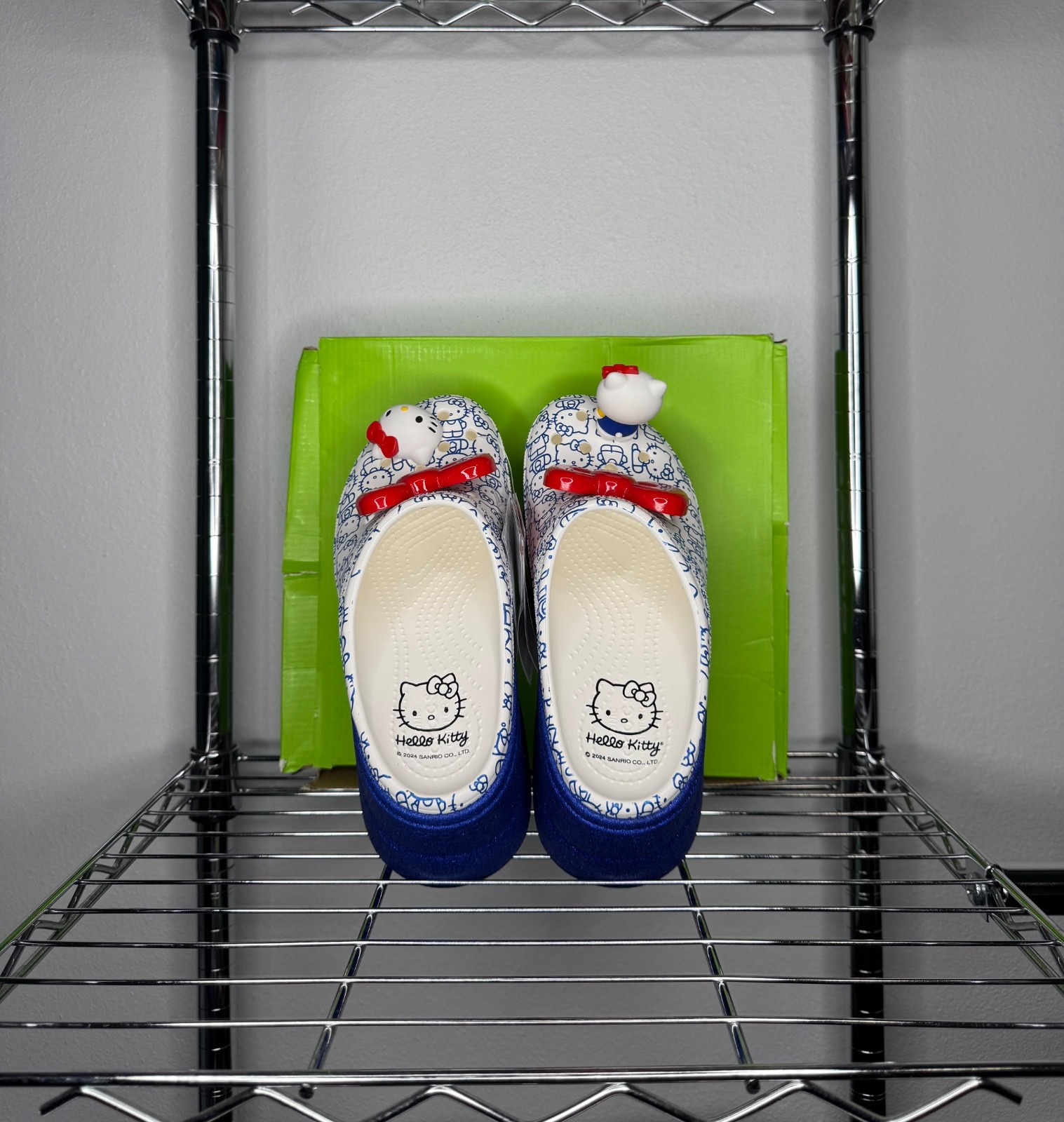 Women’s – Crocs Siren Clog x Hello Kitty ’50th Anniversary’ 209451-100