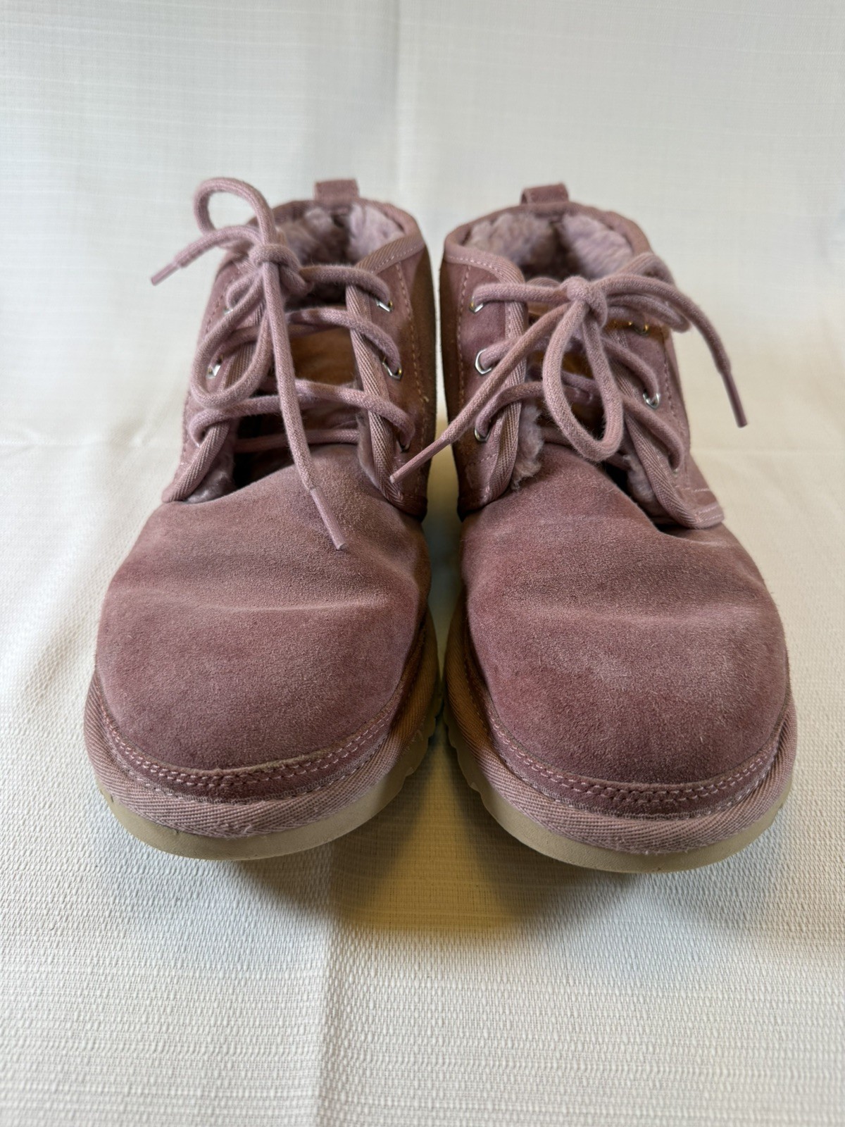 UGG Neumel Pink Suede Shearling Lined Chukka Ankle Lace-Up Boots US 8 No Box