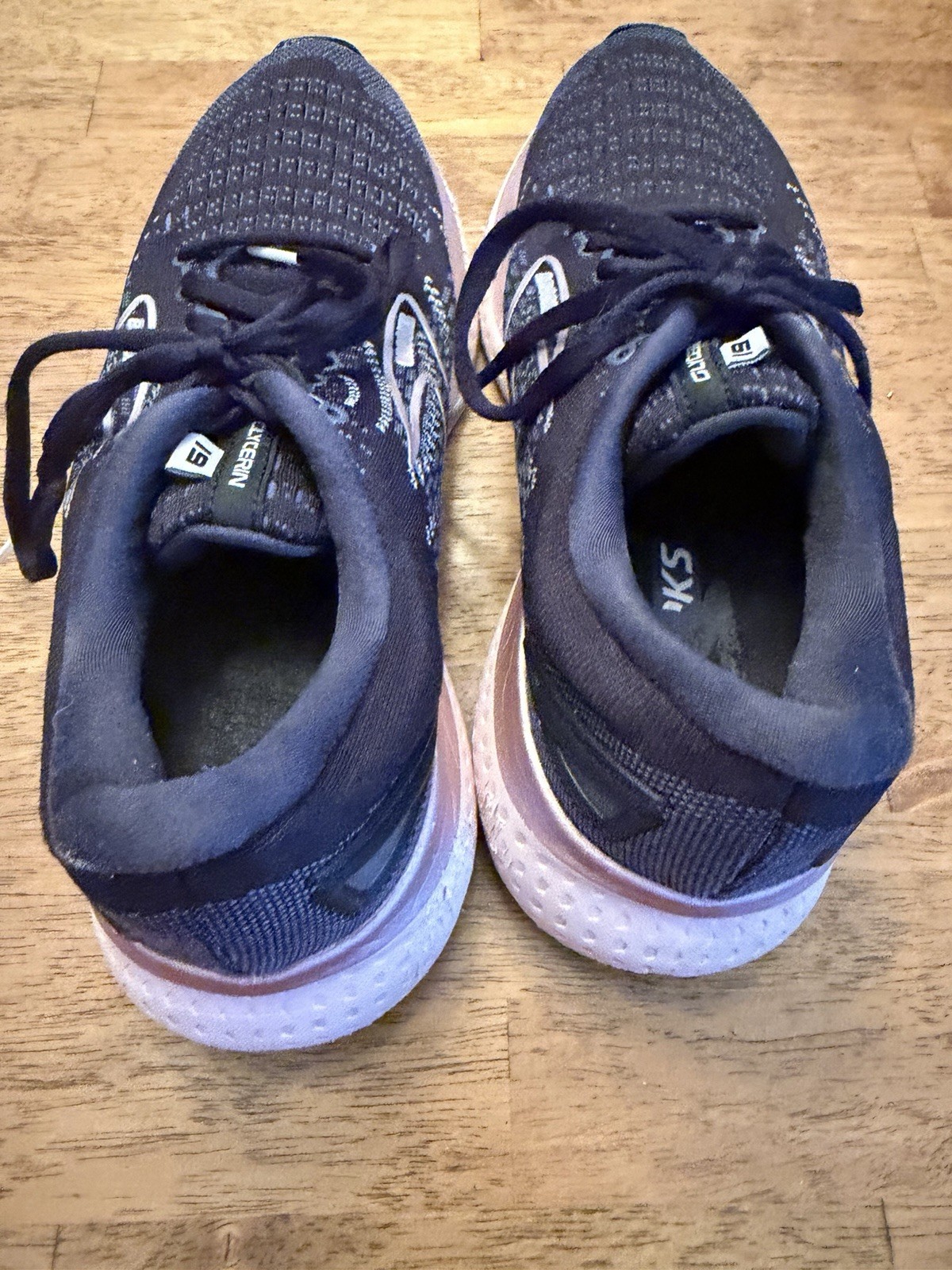 Brooks Womens Glycerin 19 Black/Ombre/Metallic Running Shoes Size 10
