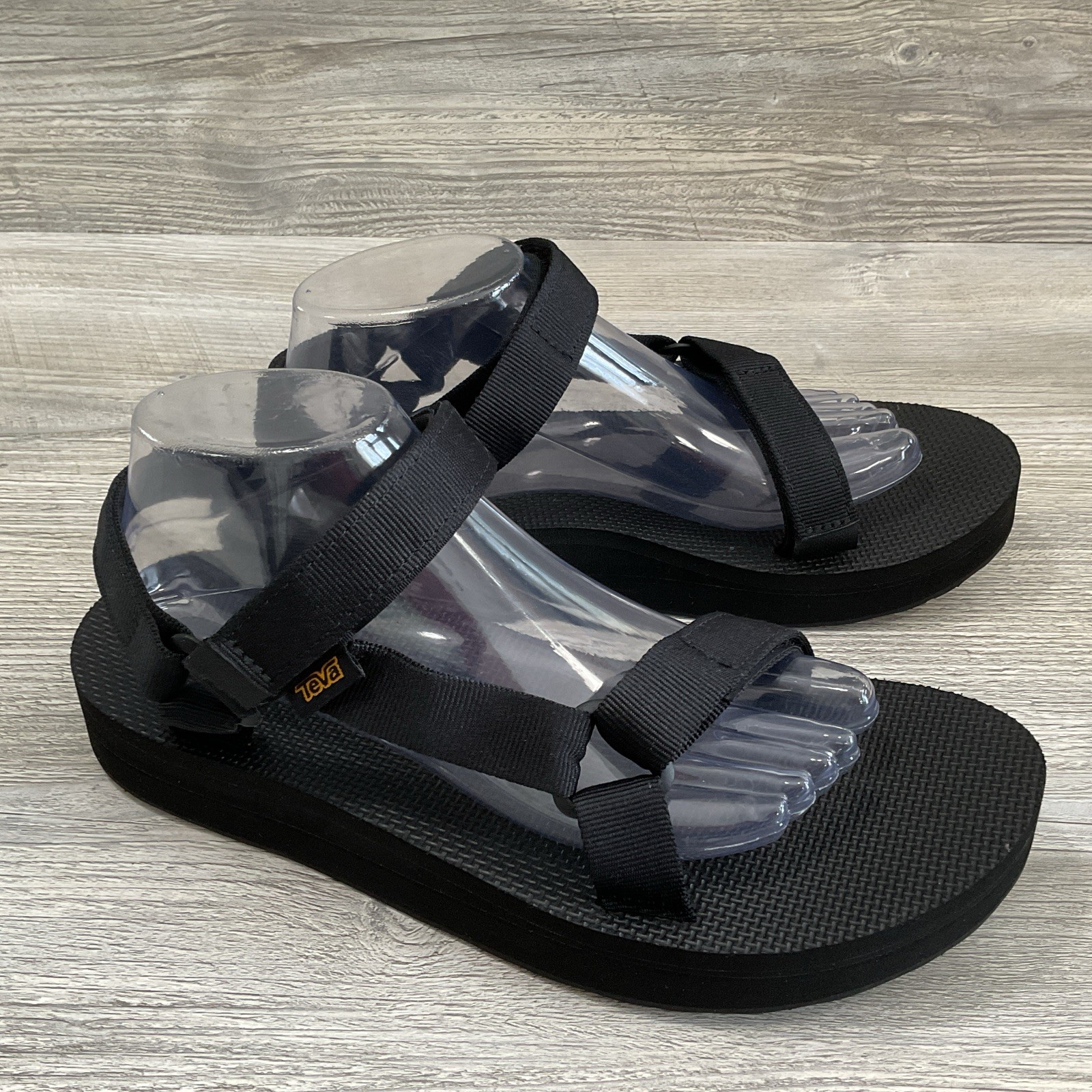 Teva Women’s Midform Universal Outdoor Sandals Solid Black 1090969 Size 10