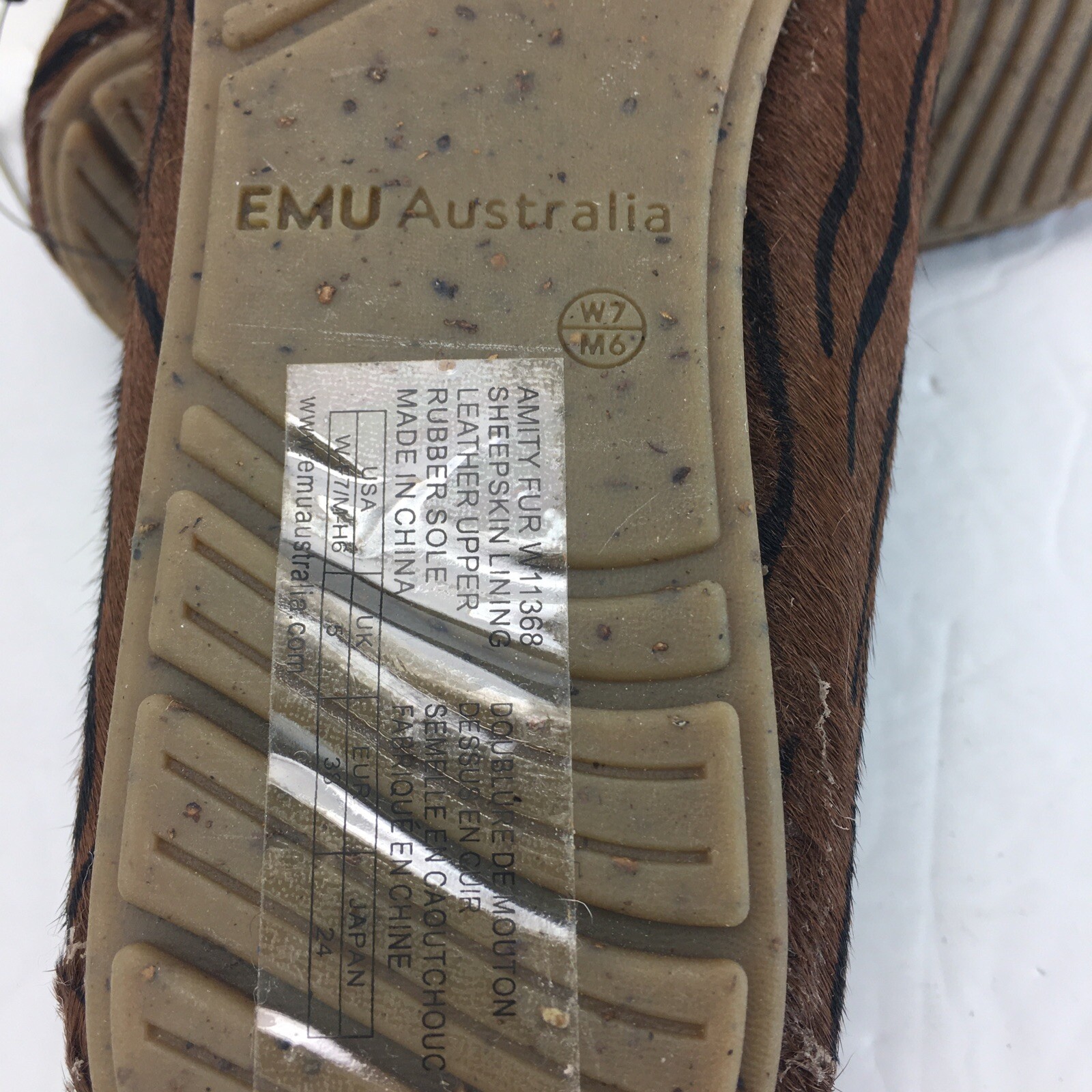 New EMU Australia Sheepskin Amity Fur Moccasins Shoes Tiger Women 6 US MSRP $80