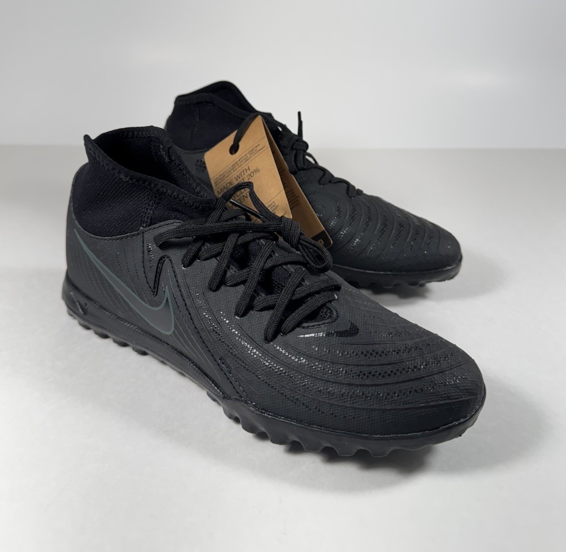 NIKE Phantom Luna 2 Academy Turf Soccer Shoes Black Women’s 8 *NEW* FJ2566-002
