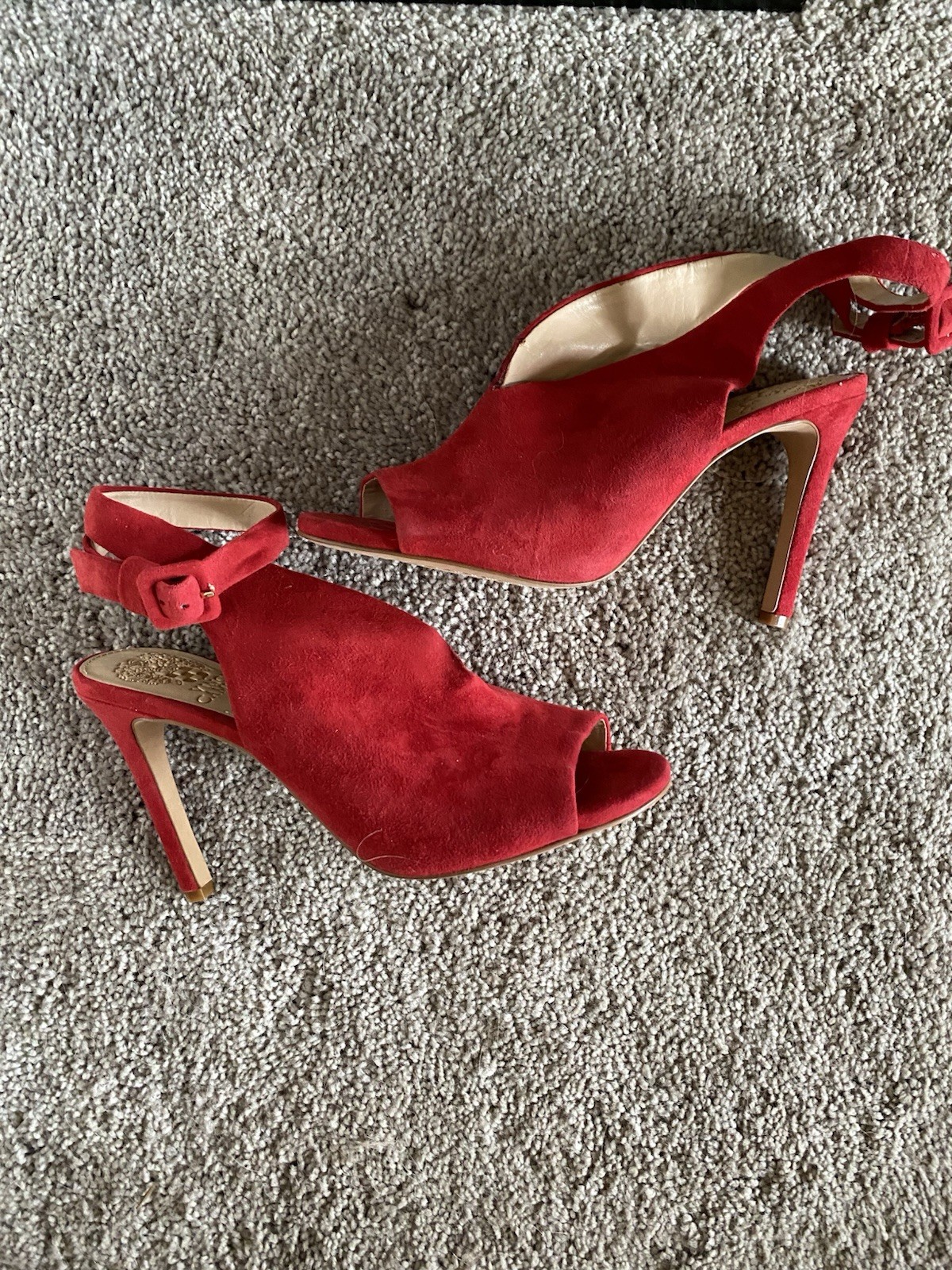 Vince Camuto Women’s Heels 6.5 Red Suede