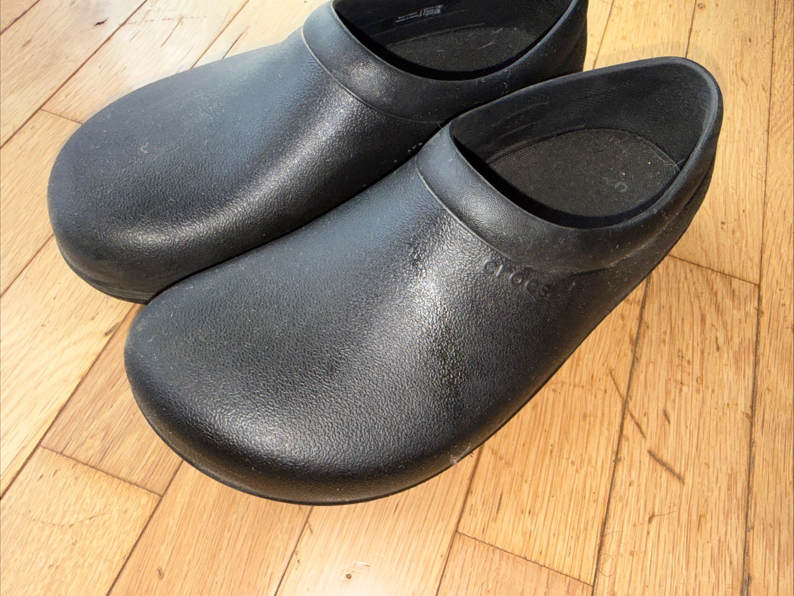 Crocs Workwear Non-slip Clogs, M8/W10, GUC