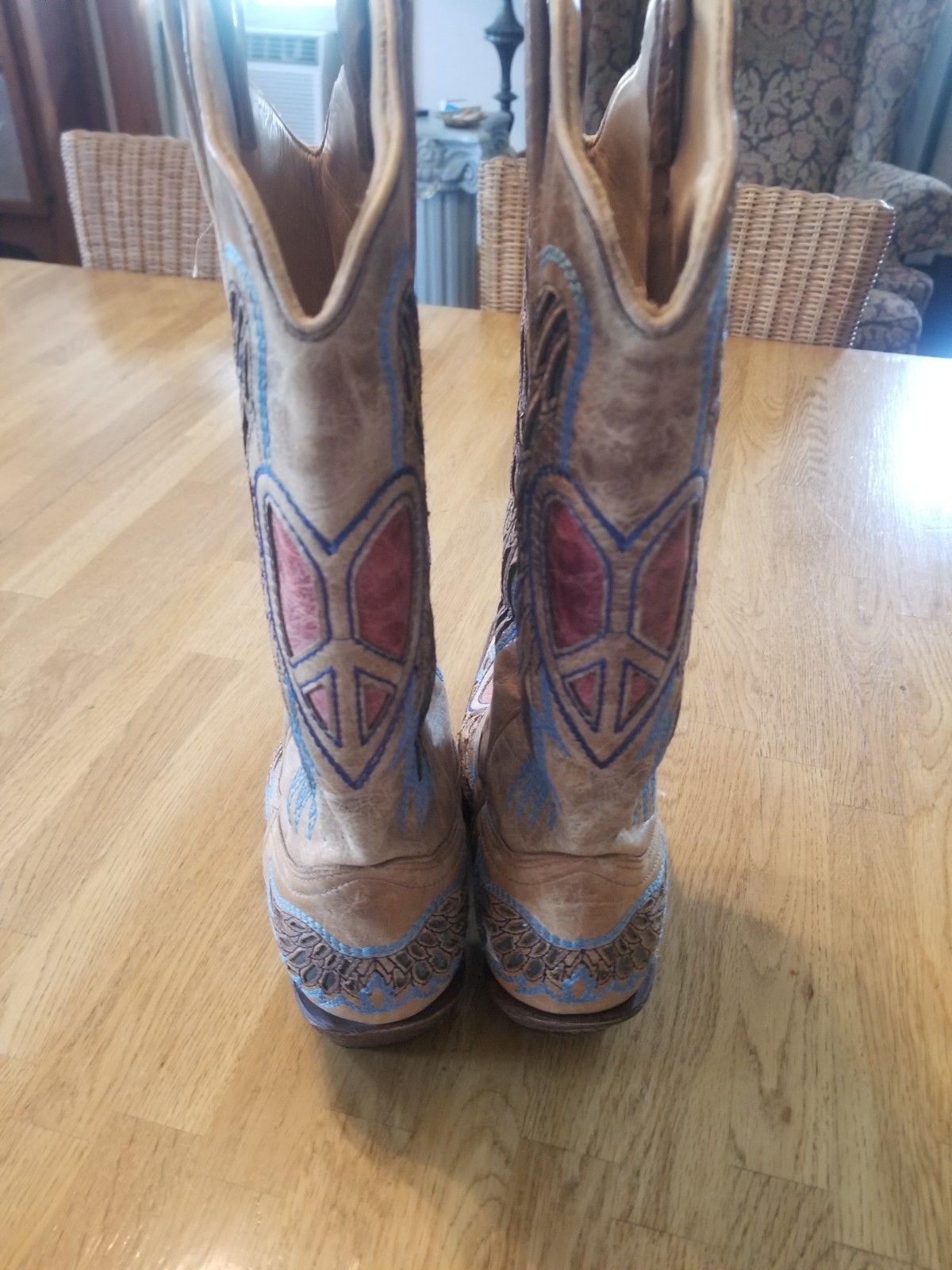 CORRAL Vintage Cowboy Boots A1976 Leather Angel Wings Peace Heart Women’s 7 M