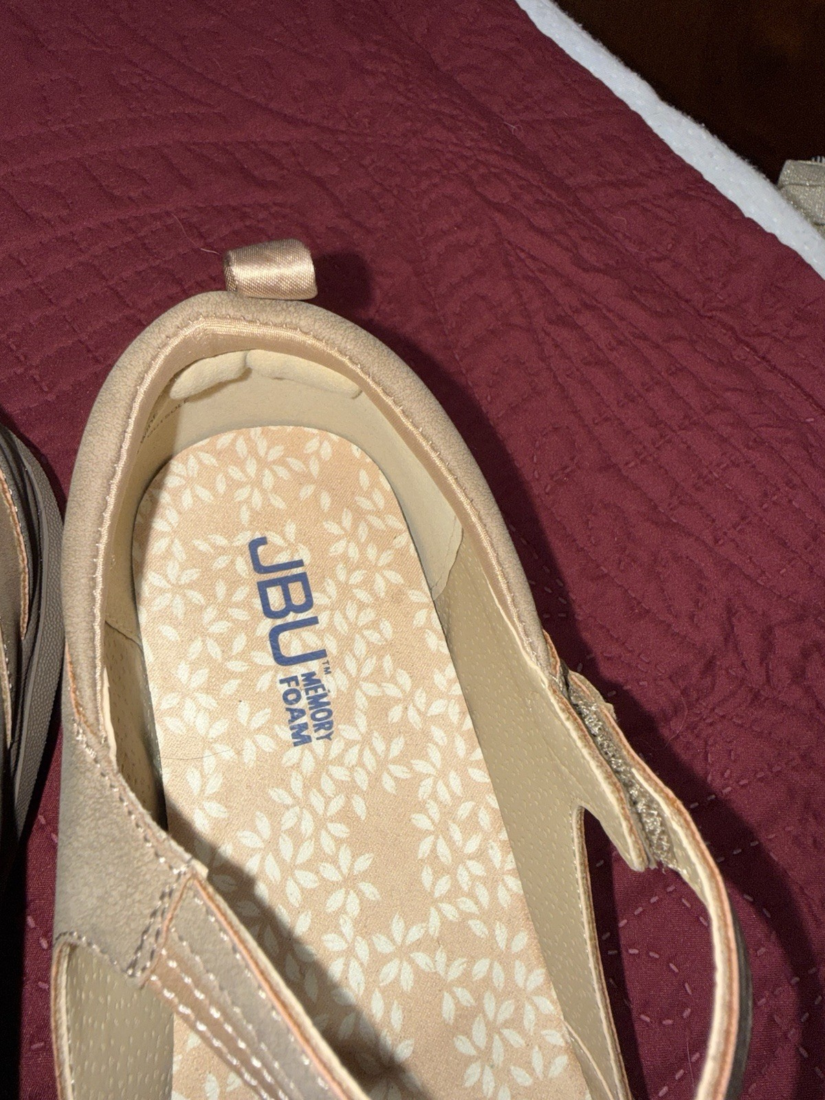 JBU Raven Mary Jane Memory Foam Comfort Shoes Beige Women’s 9.5 W Hook & Loop