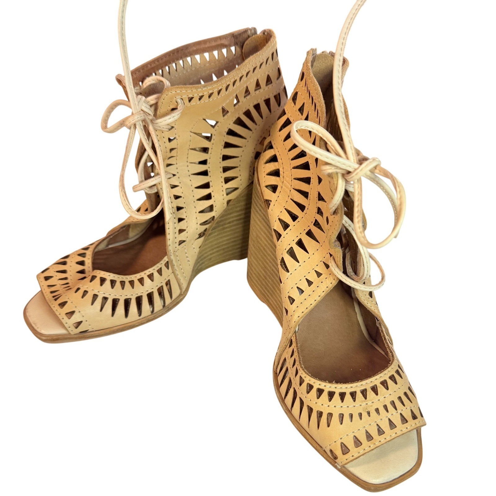 Boho Jeffrey Campbell Ibiza Nude Cutout Wedge Booties Peep Toe Women’s Size 7.5