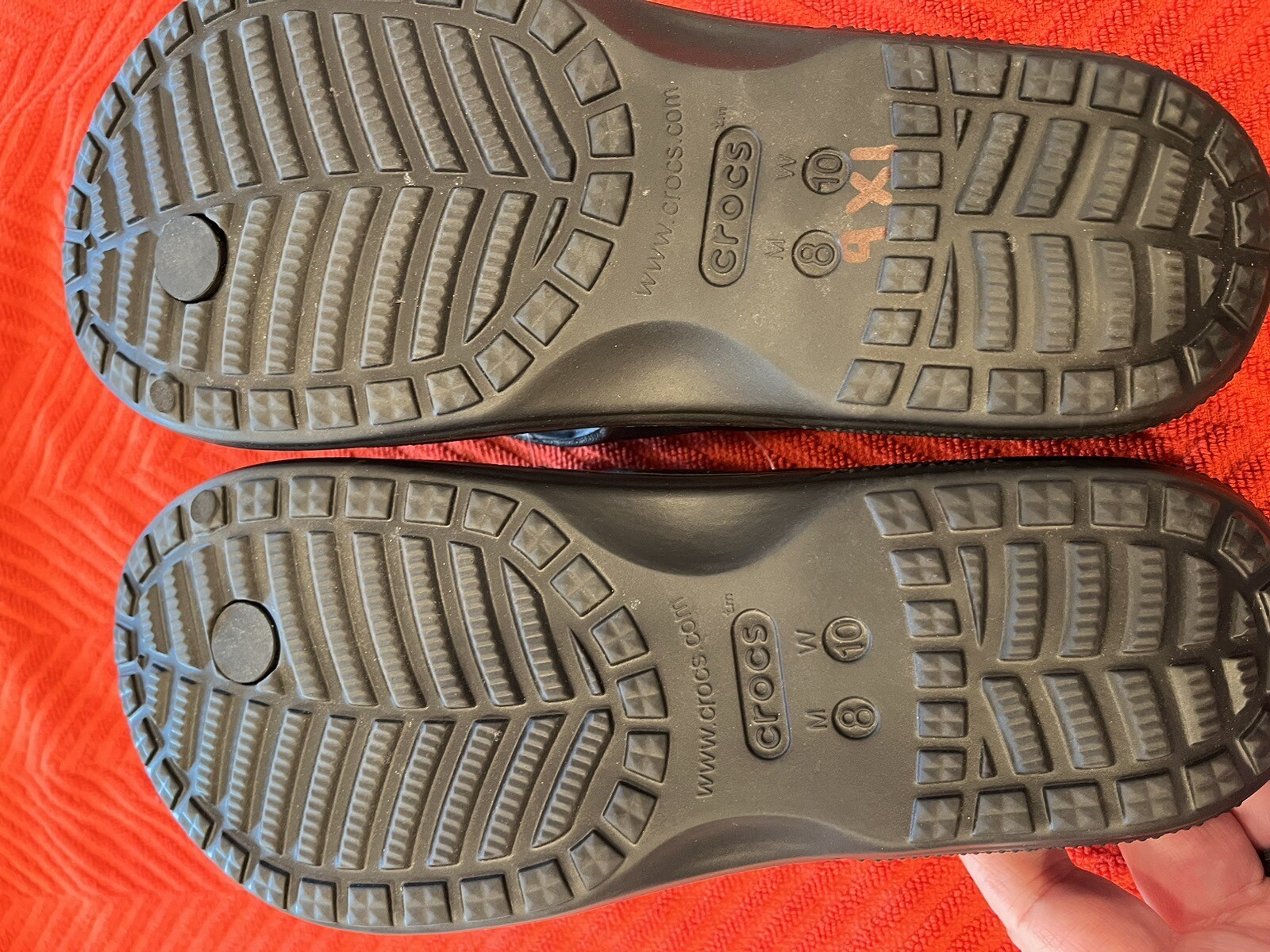 CROCS Black LOGO Women Size 10 Men Size 8 Thong UNISEX Sandals All Terrain