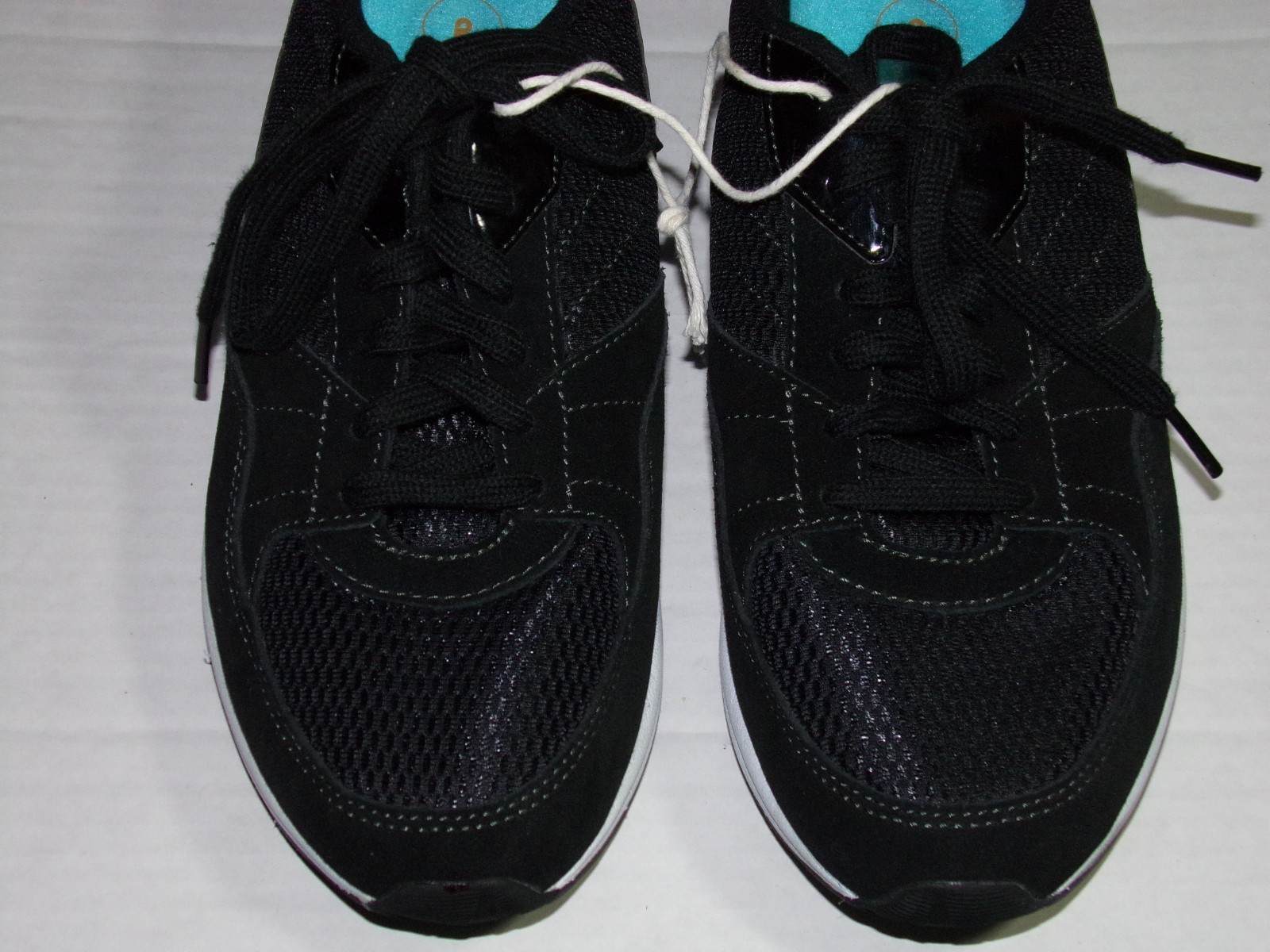 New Easy Spirit Anti Gravity Lace Up Sneakers Black – Size 8.5 WW