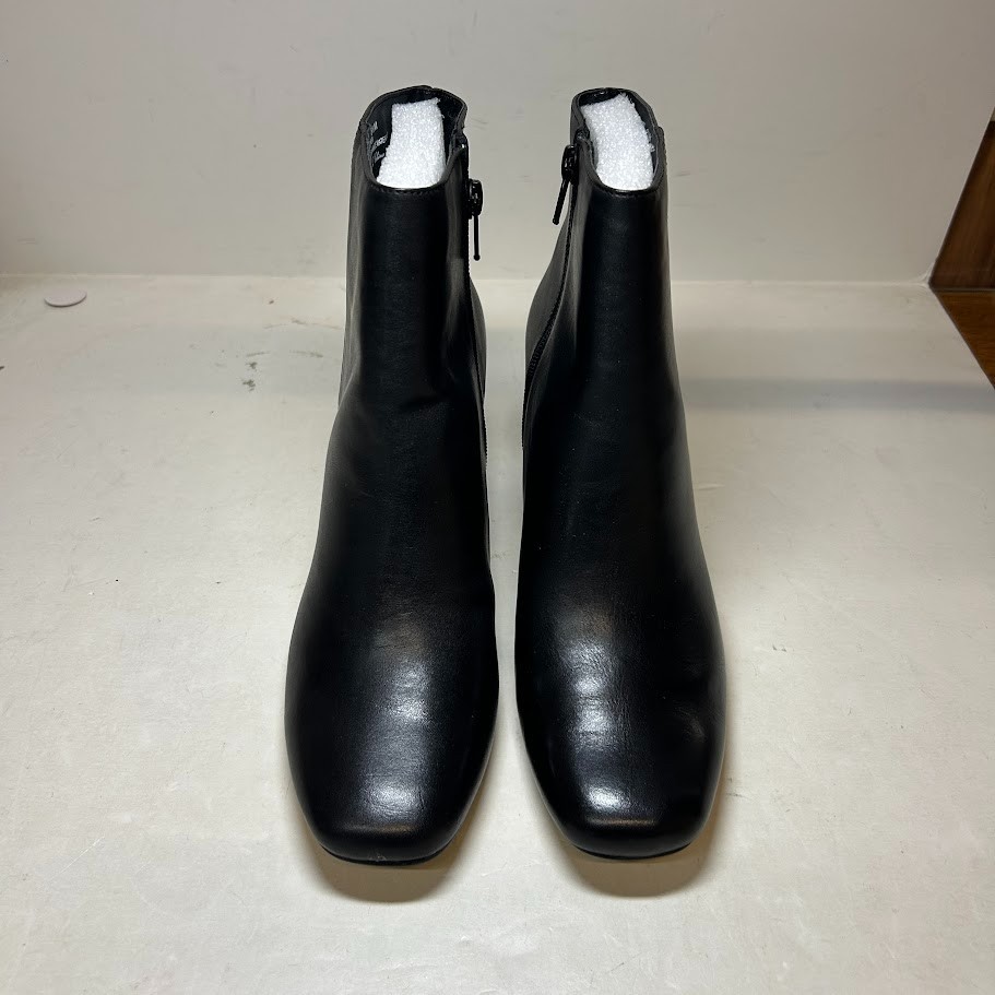 Bella Vita Womens 8.5 M Black Leather Wilma Block Heel Ankle Booties NIB OL0