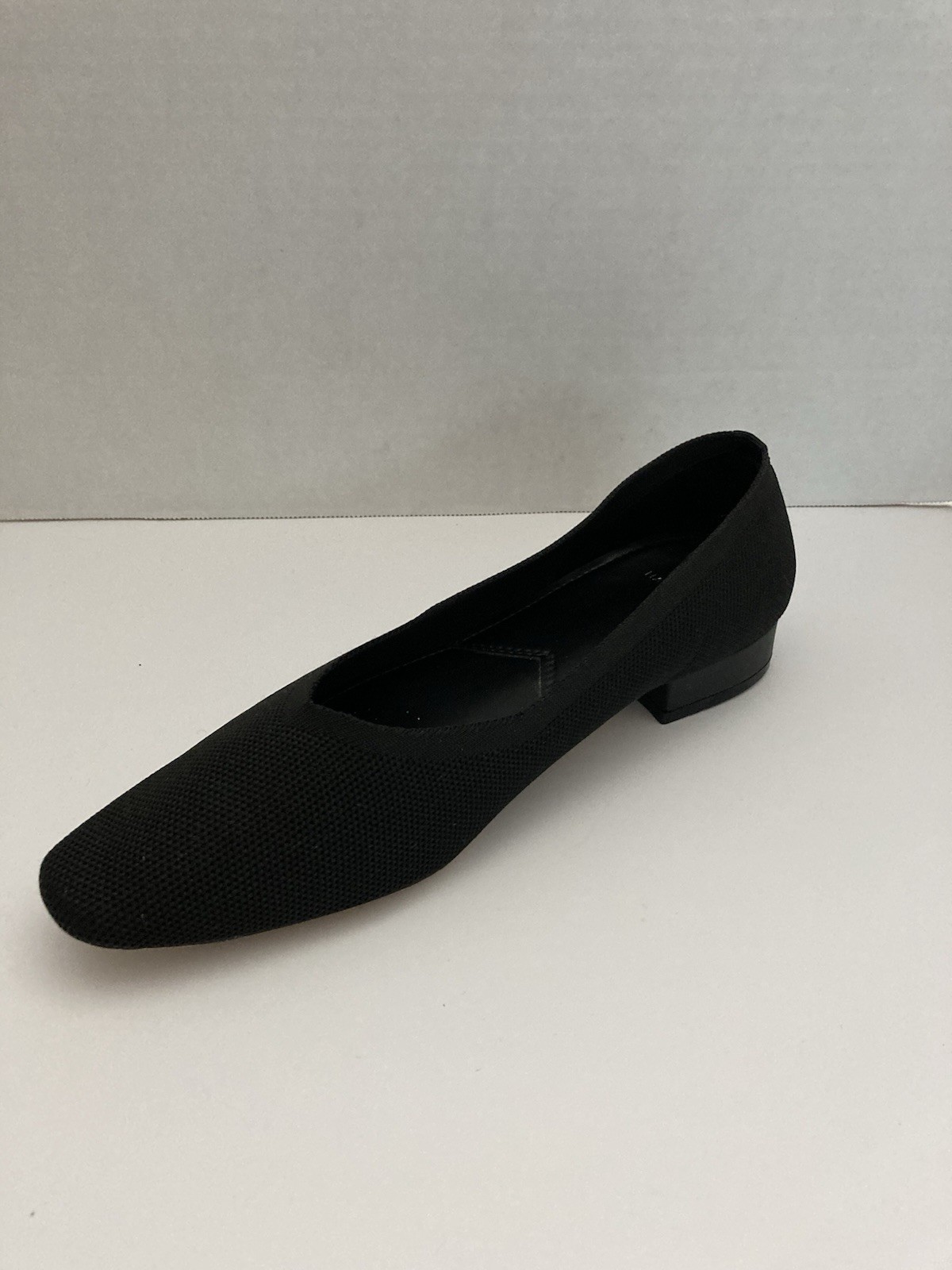 H Halston Black Mesh Knit Slip On Flats Size 7.5 EU 38 Worn Once