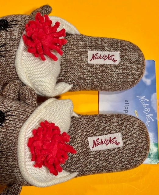 Nick & Nora Women’s Sock Monkey Slippers Medium, Slip-On NEW W/ TAGS, FREE SHIP