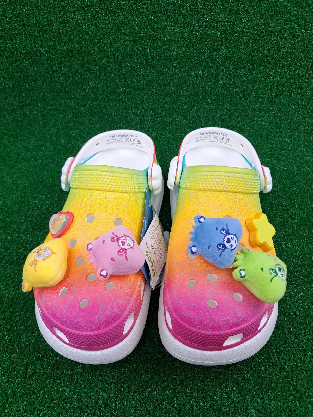 CROCS X Care Bears Collaboration Crush Clog ‘Light On’ Women’s Size 6 NEW