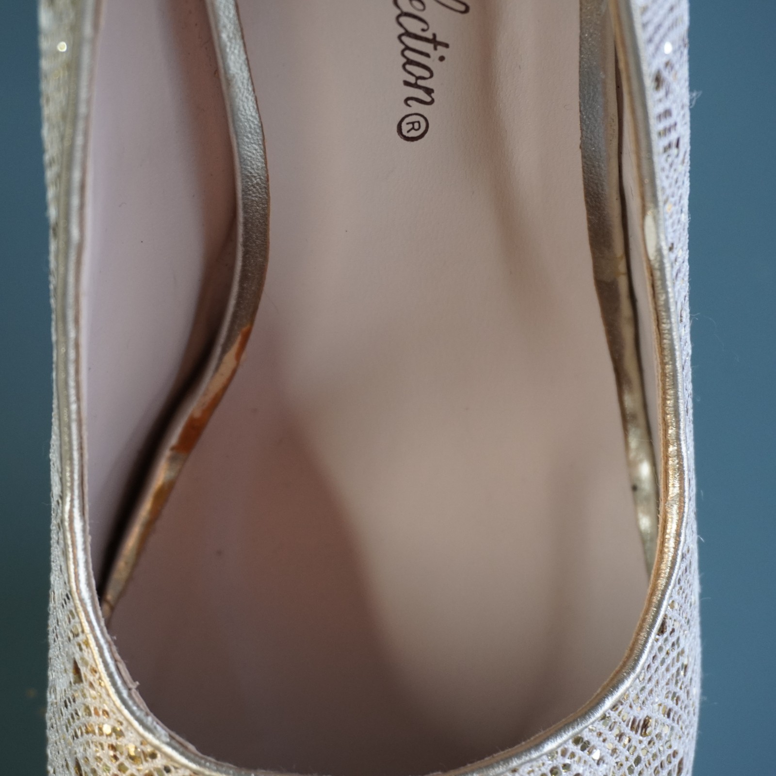 De Blossom Collection Gold Glitter Platform Pumps Heels Size 10 Wedding Prom
