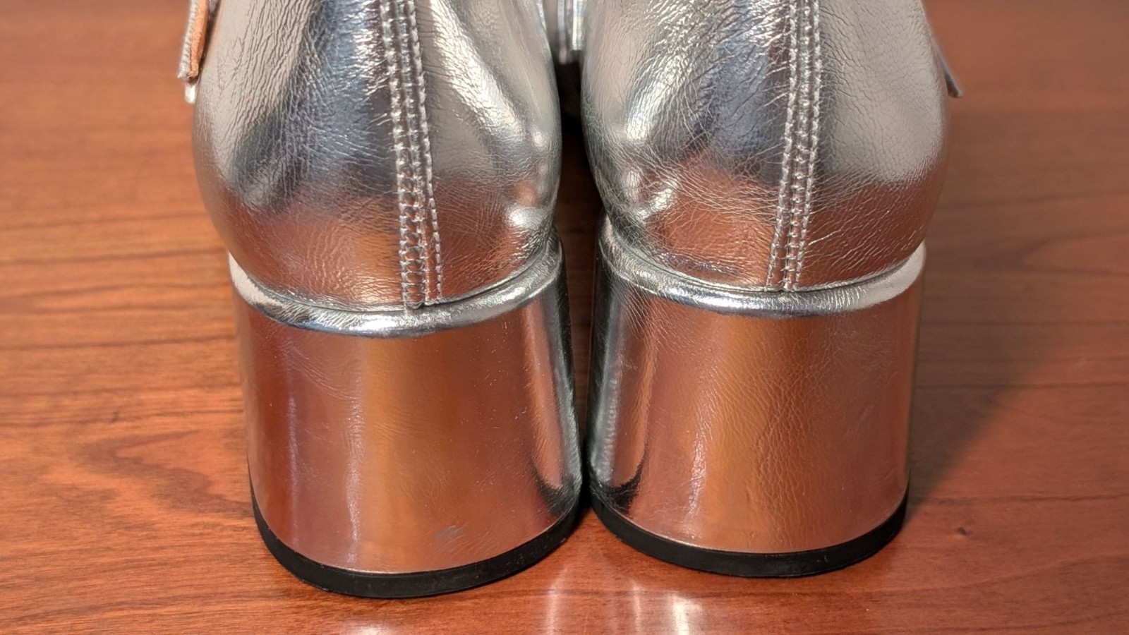 NEW Vagabond Adison Silver Leather Double Strap Mary Jane Pump, Size 39