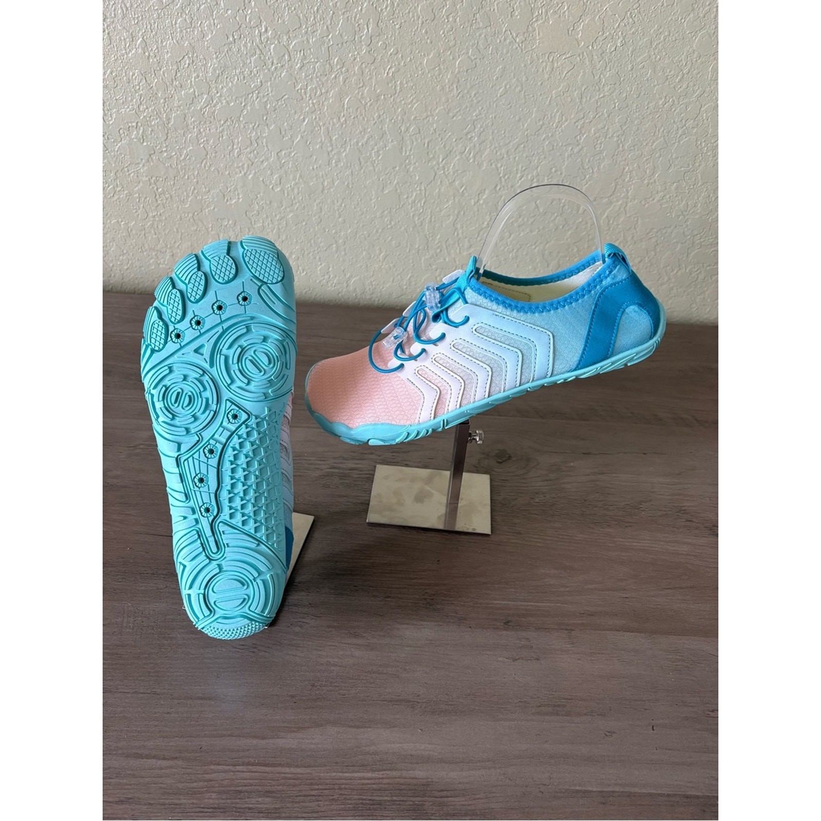 Women’s Aqua Water Shoes Pink Blue Quick Dry Beach Swim US 11.5-12 NWOT