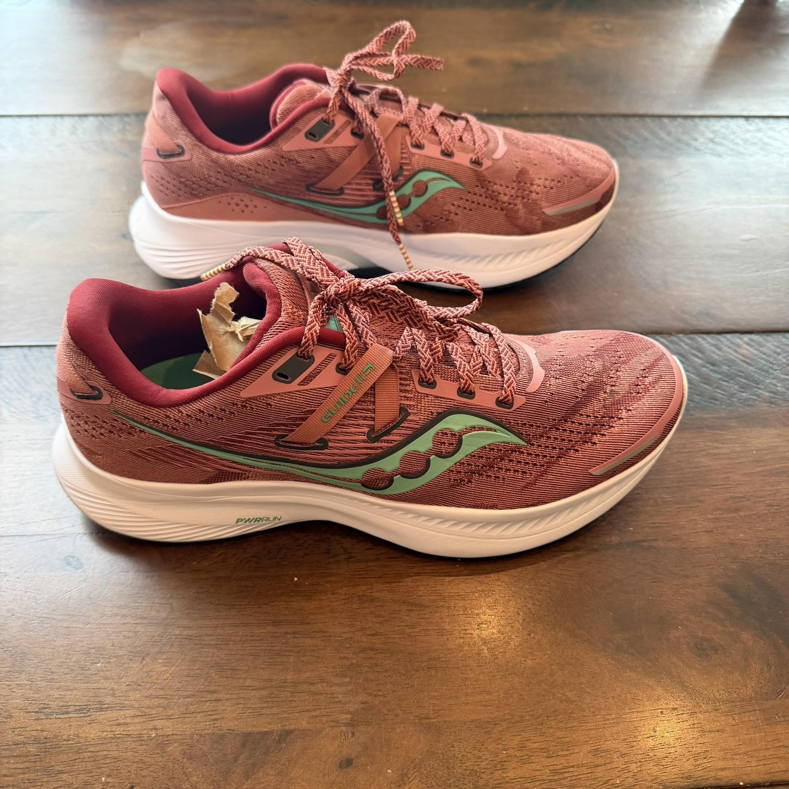 Saucony Guide 16 Shoes Womens Size 11 Pink Running Cushioned Sneakers S10810-25