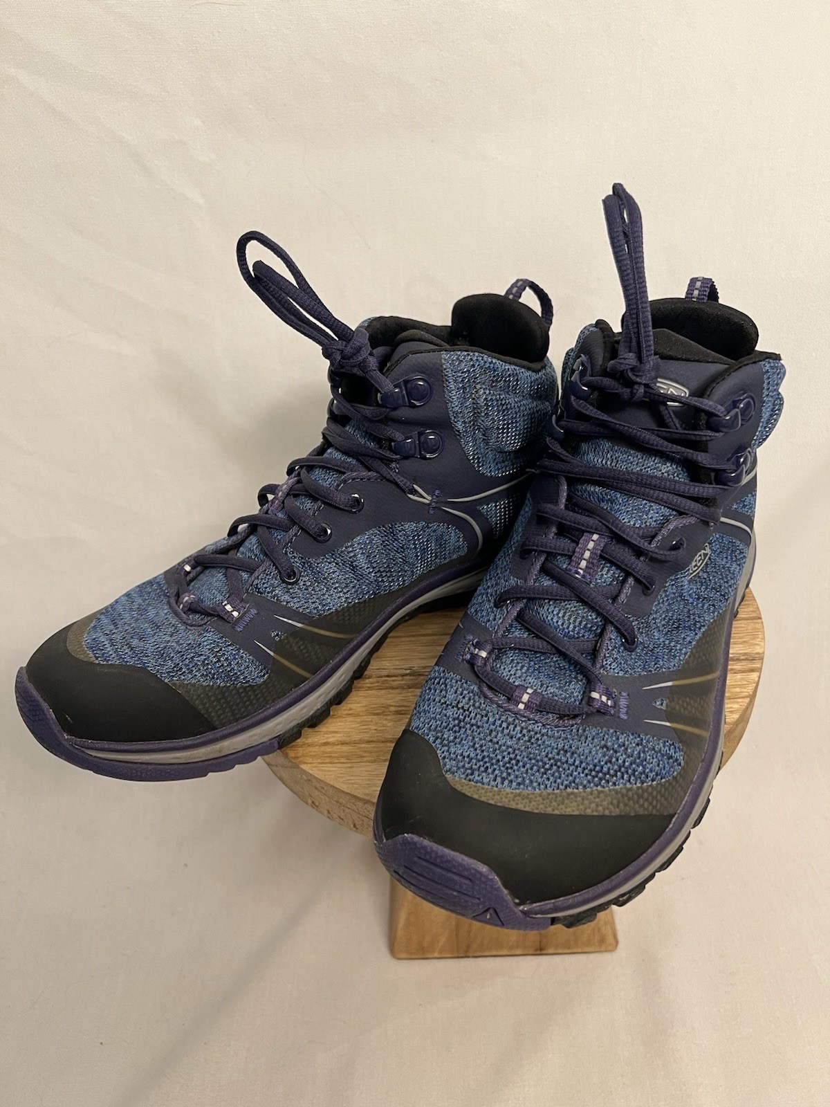 Keen Terradora High Top Blue Purple Waterproof Hiking Boots Women’s Us 7