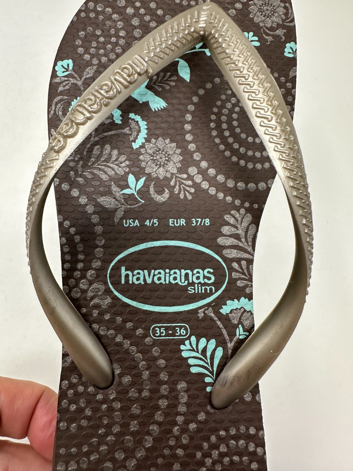 Havaianas‎ 4/5 brown, blue flowers flip flops