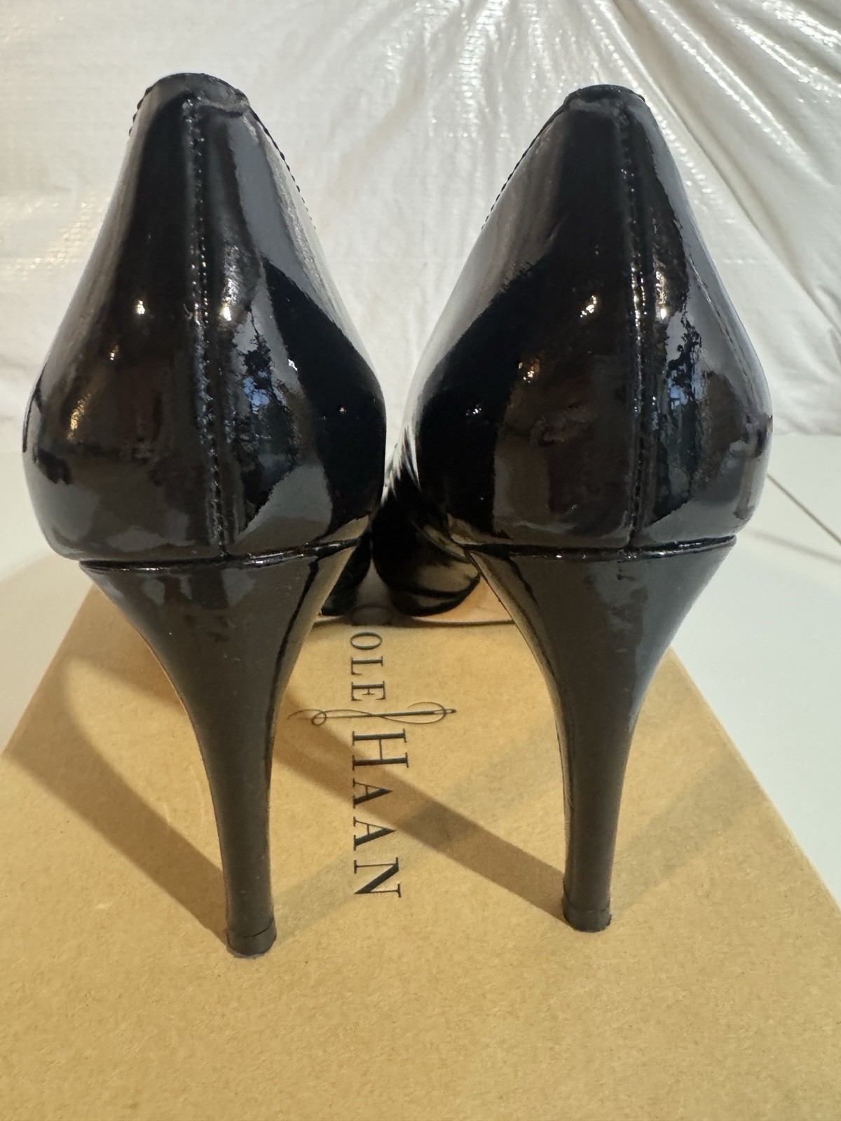 Cole Haan NikeAir Chelsea Pump Womens 7B Black Patent Leather D38242