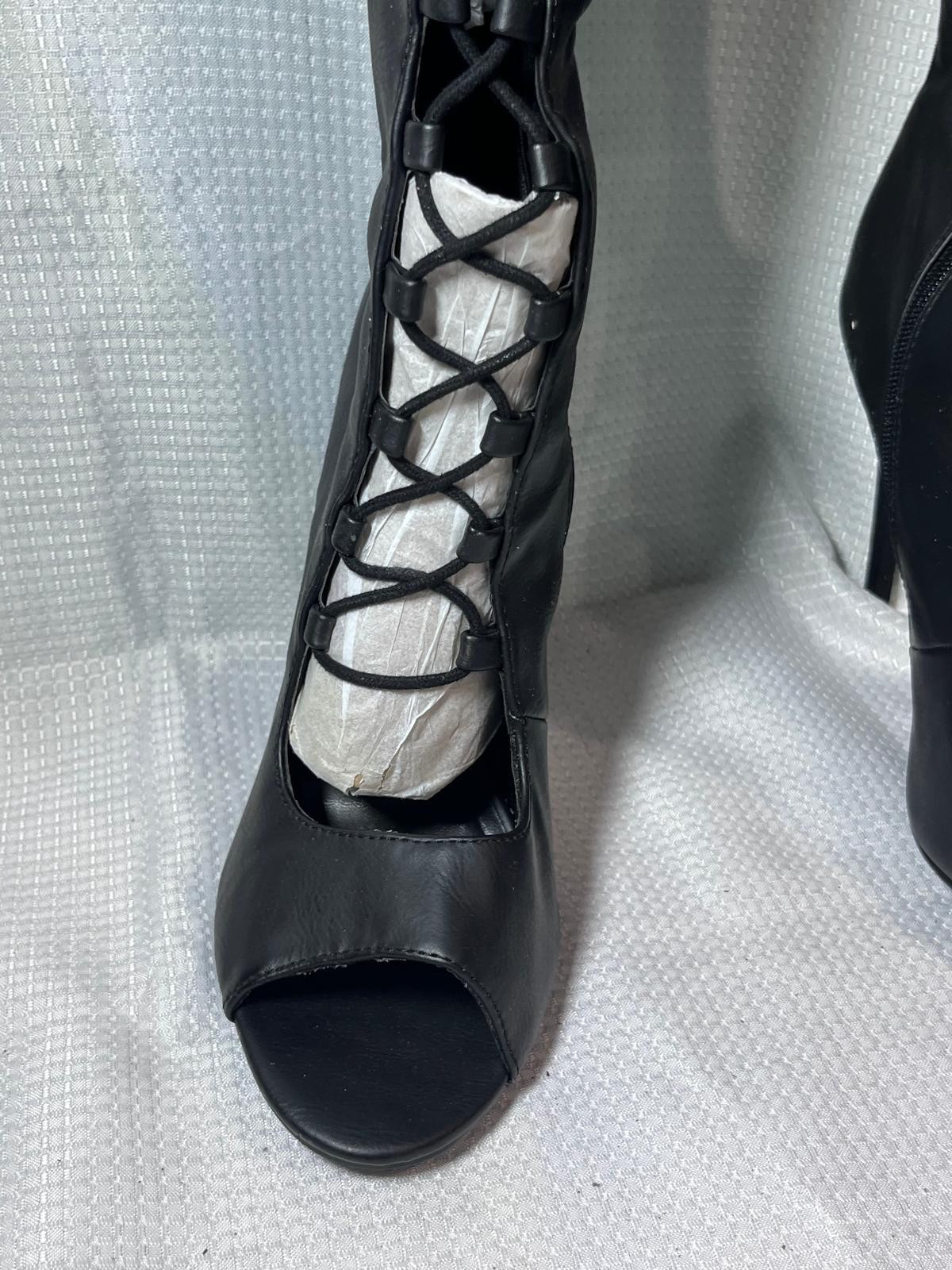 Vince Camuto Plum Purple Suede Caged Strappy Stiletto Heels Sandals