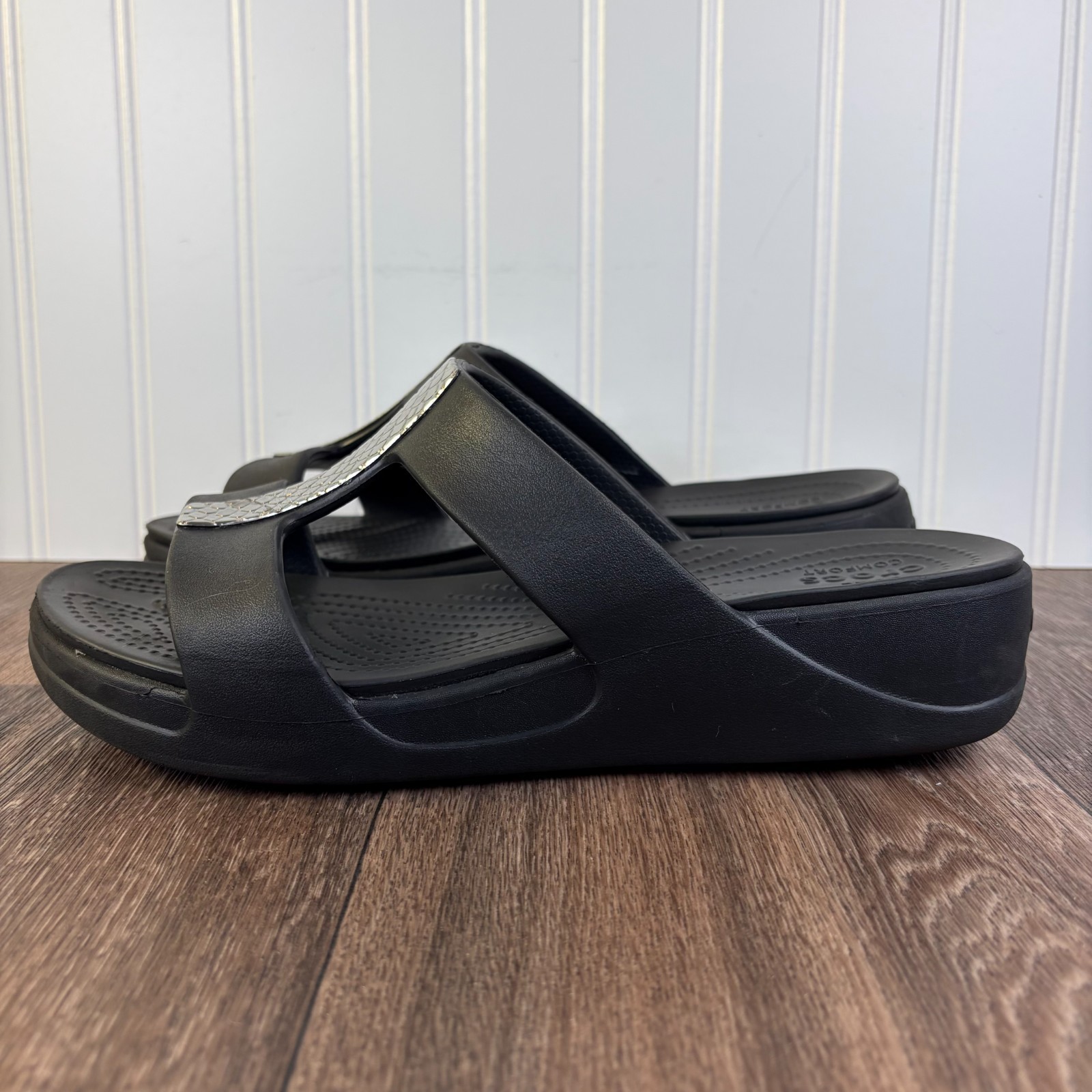 Crocs Monterey Metallic Slip On Wedge Sandal Open Toe Size 10 Black Silver