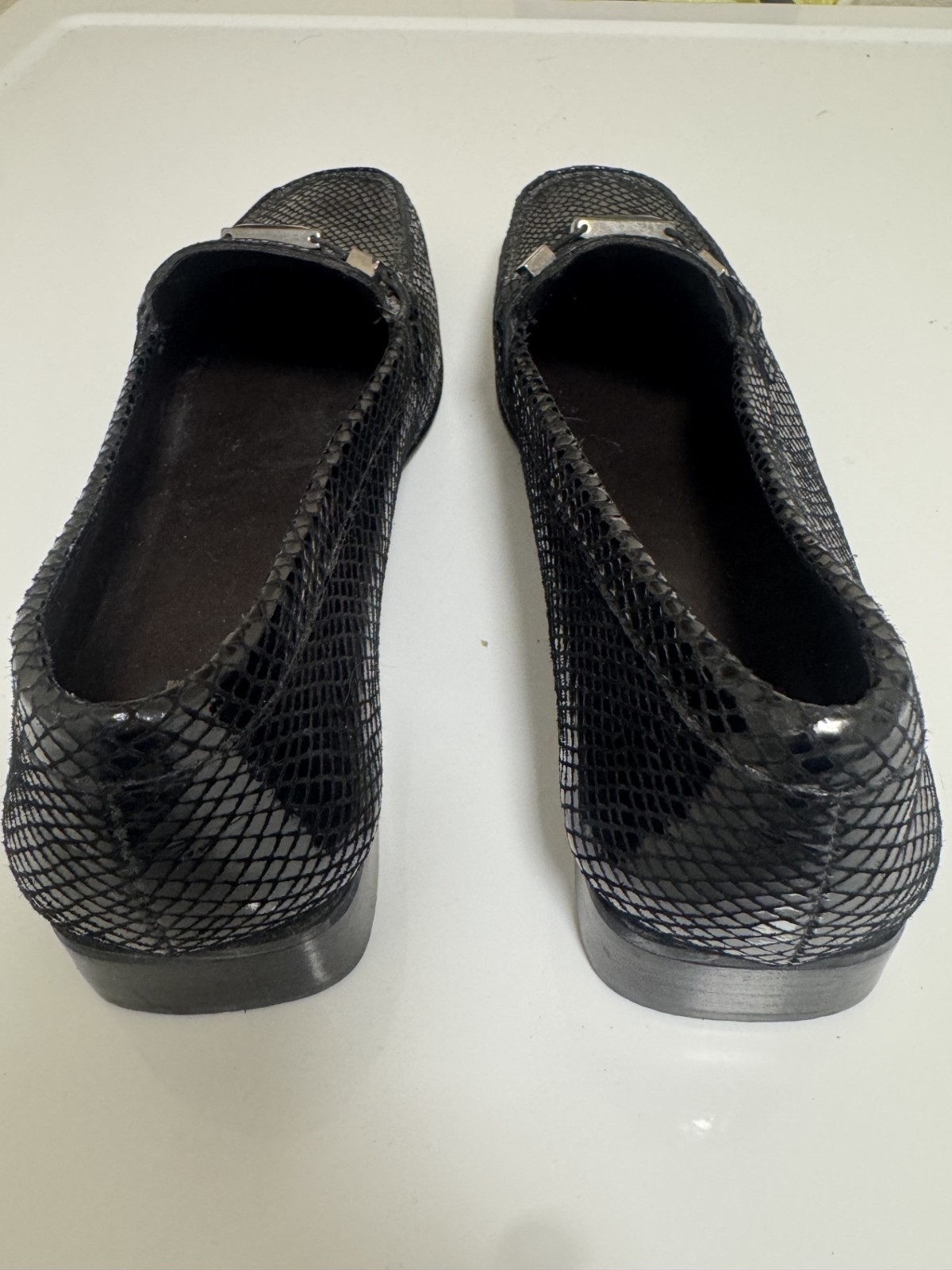 Stuart Weitzman Snakeskin Loafers 10 N