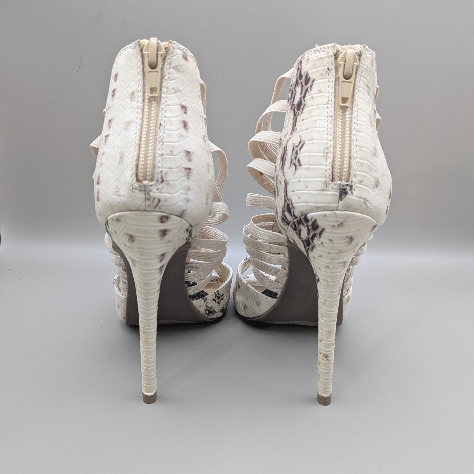 Steve Madden Pilarr Caged Strappy Stiletto Beige Faux Snake Skin Size 7.5