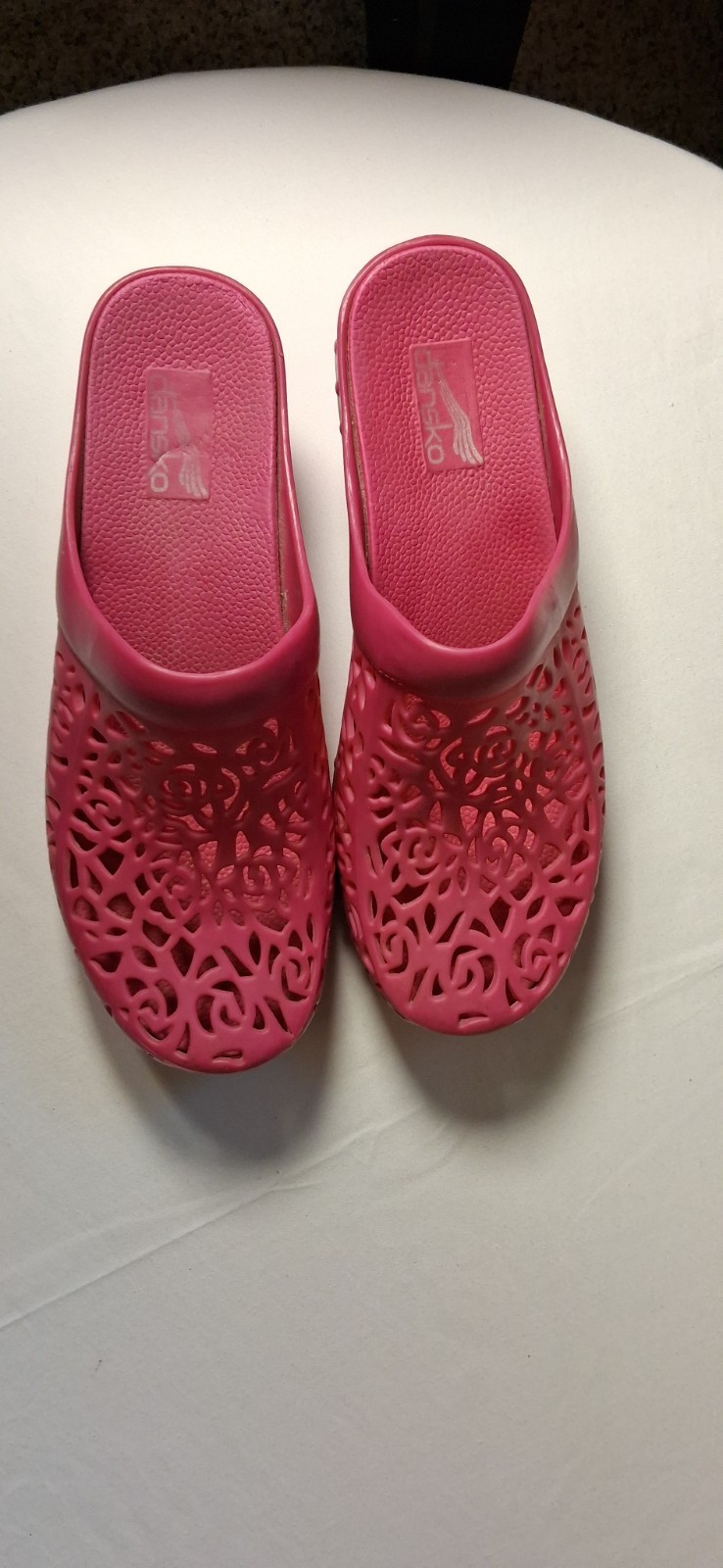 Dansko Pippa Clogs Womens Size 38 Hot Pink Molded Jelly Heeled Mules US Sz 7.5