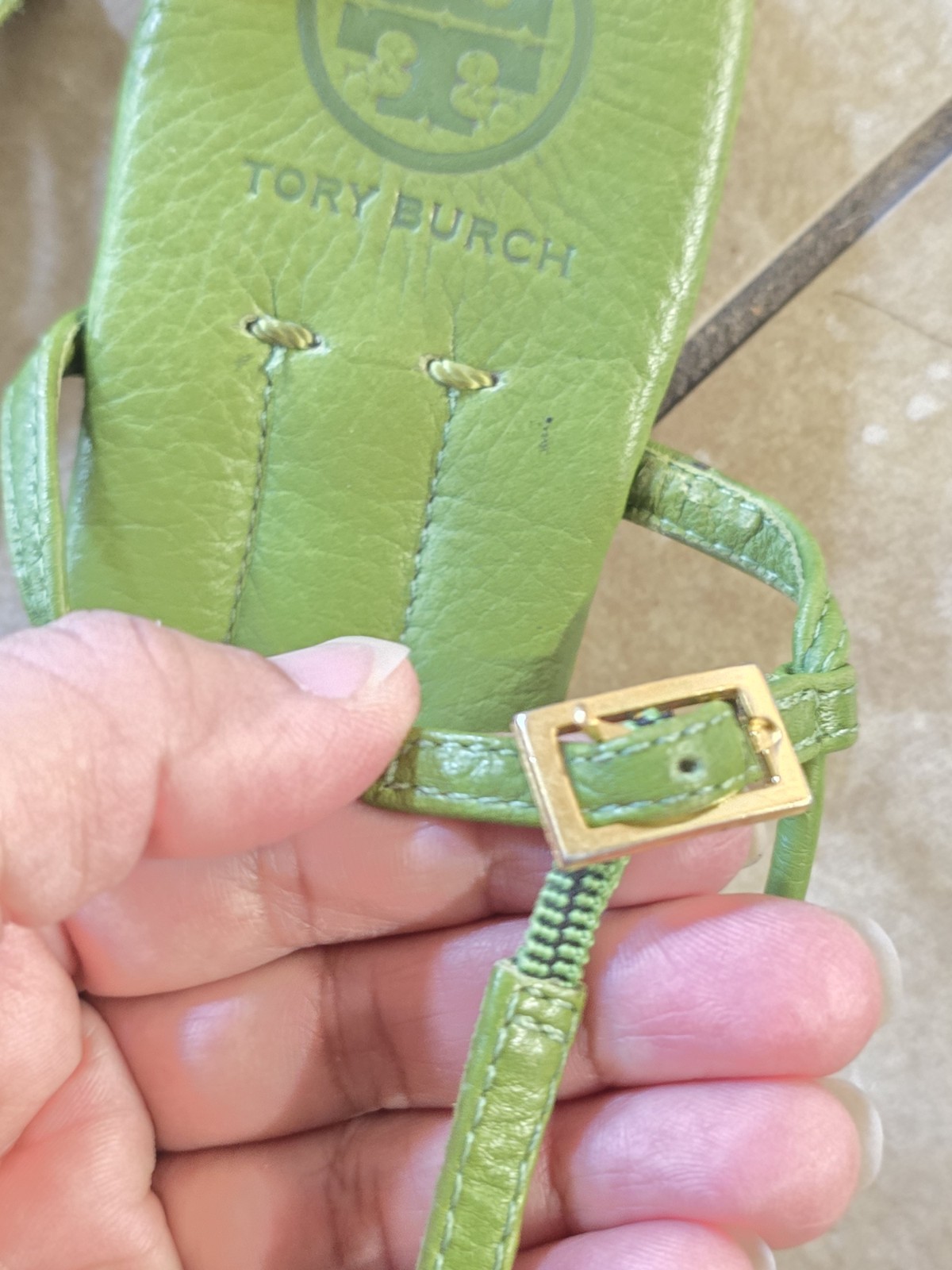Tory Burch Green Leather Thong Sandals Logo Buckle Adjustable Straps Women 5
