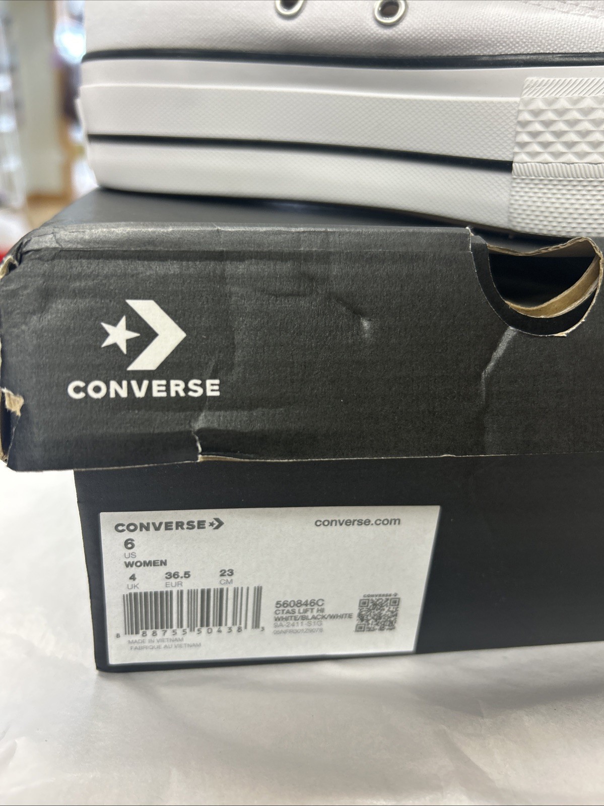 New Converse Chuck Taylor All Star Lift Hi Canvas Shoes (560846C) – White Size 6