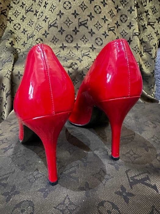 Women Stuart Weitzman Heels Red Patent 39.5
