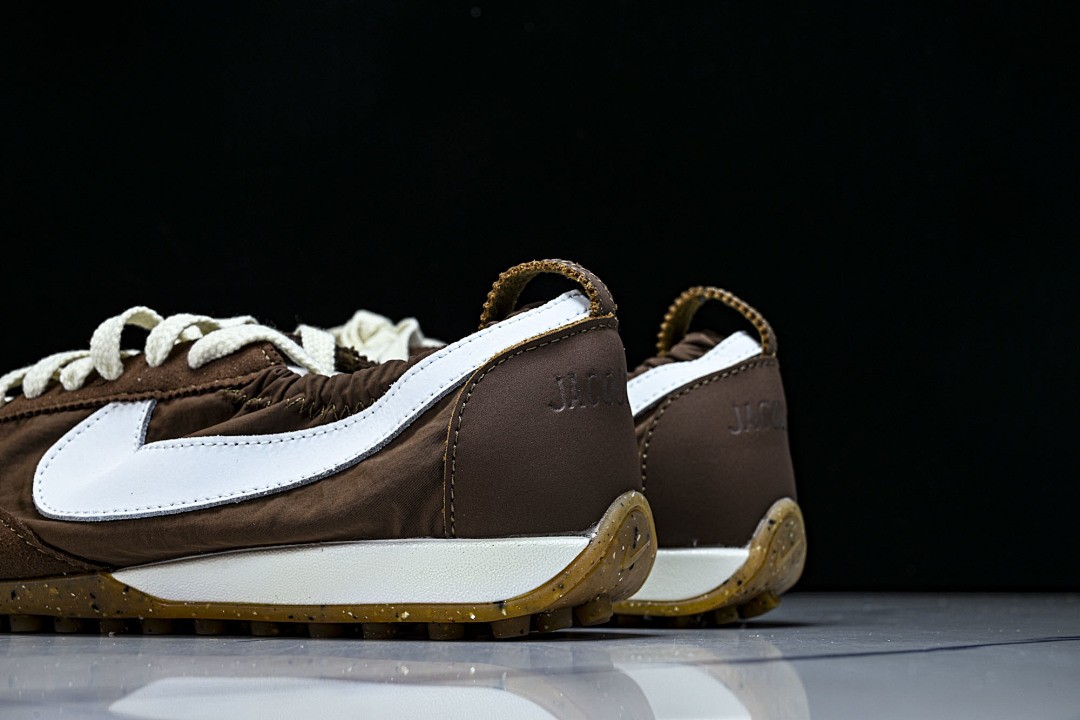 NK Moon Shoe SP Jacquemus Fauna Brown HV8547-200 Women’s Shoe Sizes 4-12