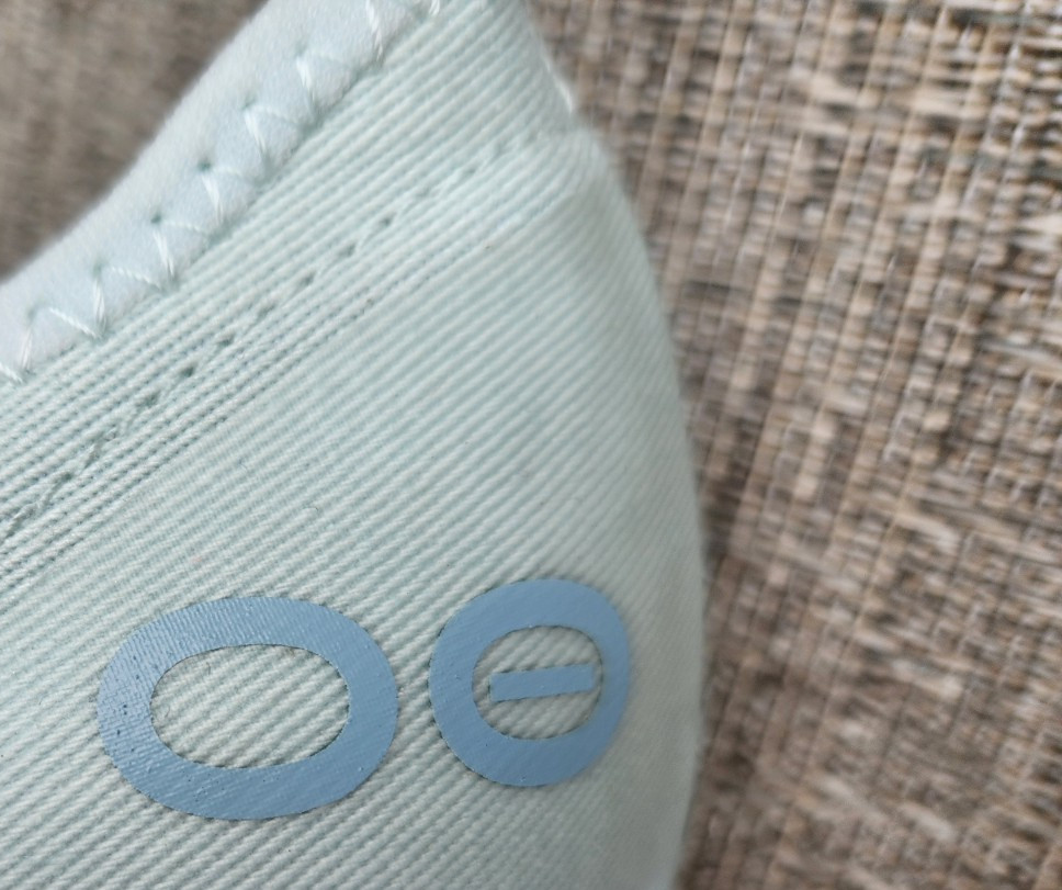 OOFOS OOMG EEZEE Low Recovery Casual Shoe, Pale Green, Women’s 8, EUR 39