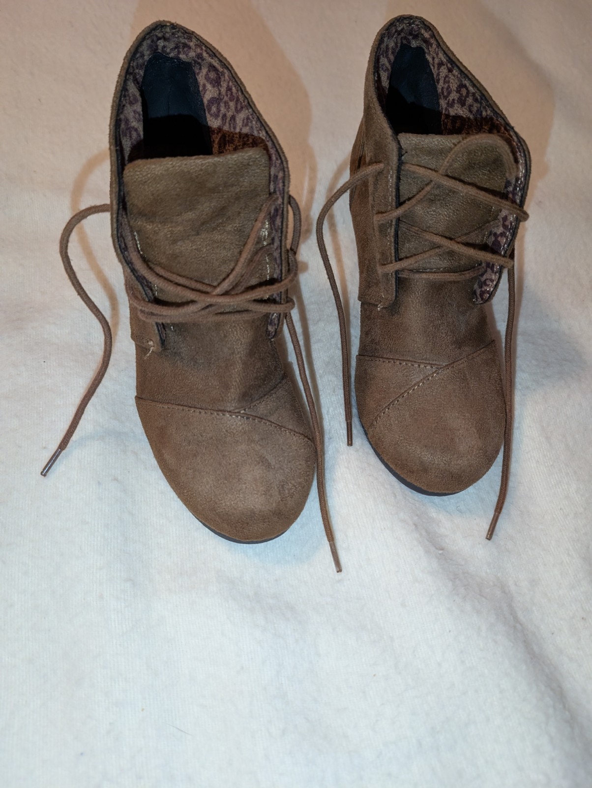 Brown Chunky Booties Y2K Platform Lace Up Solid Print Women’s Size 6
